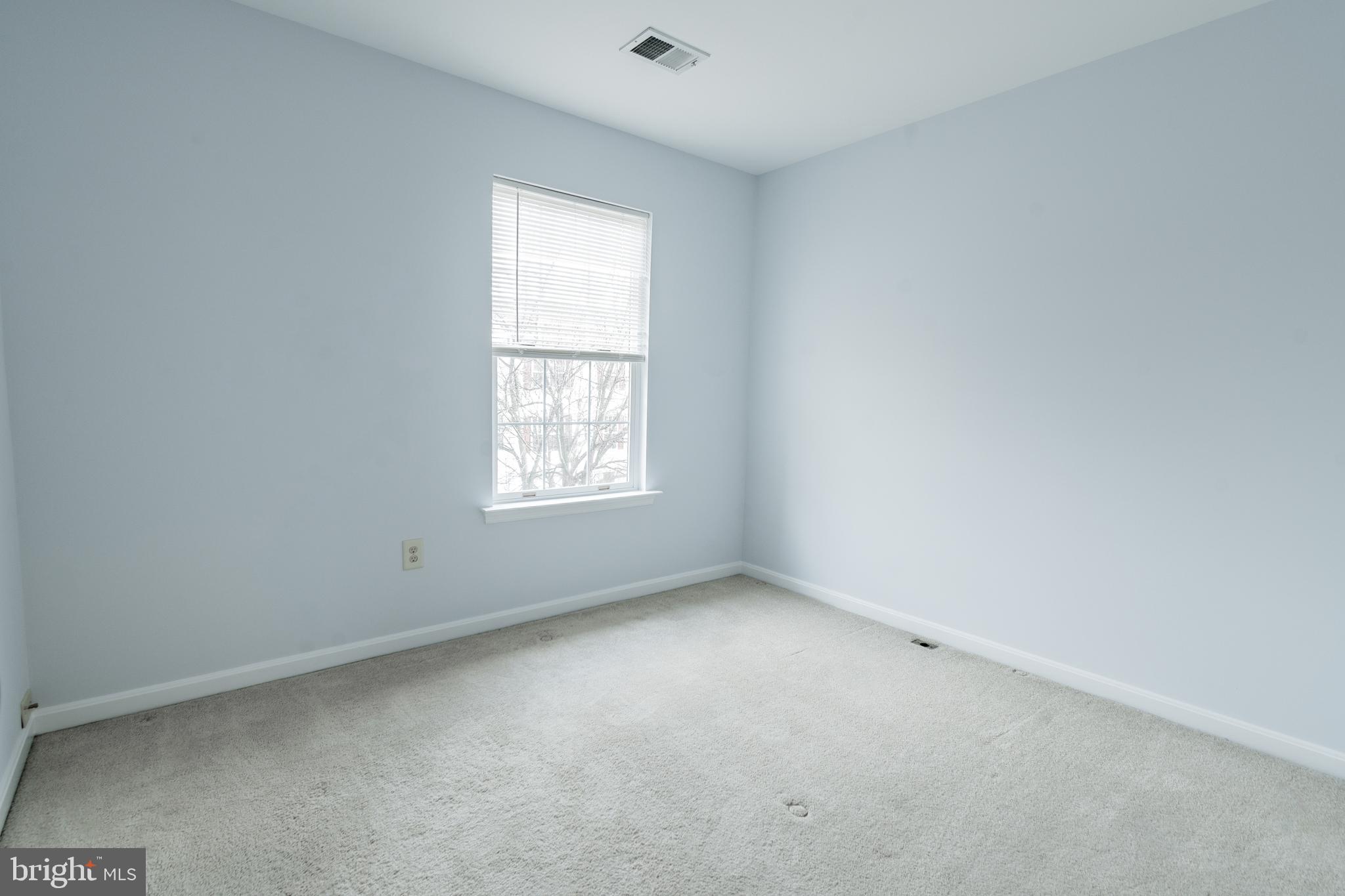 RUSSETT - Residential