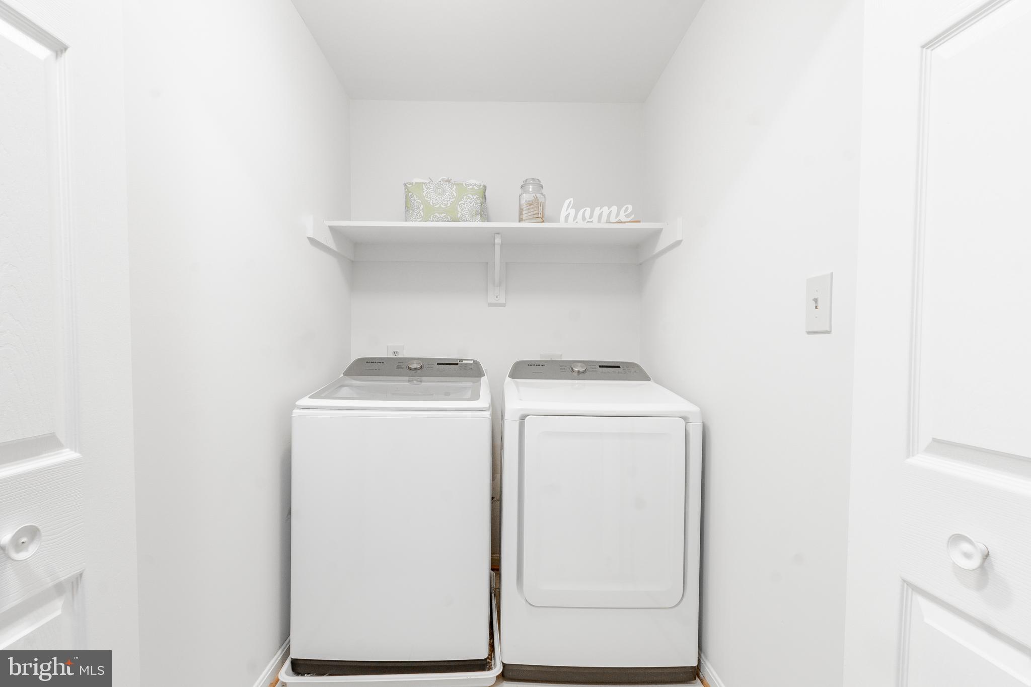 RUSSETT - Residential