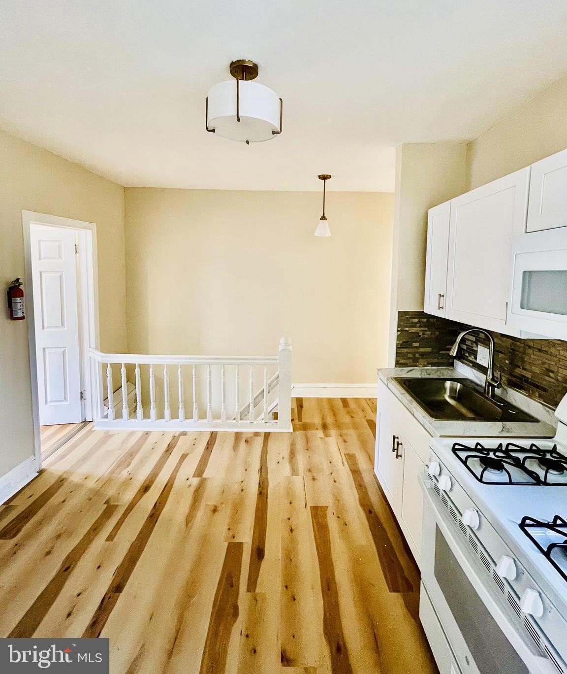 Beautiful and spacious 2 Bedroom apartment. Located 2 blocks from Allegheny Train Station-Market line route. This apartment features heating and air conditioning, along with a modern brand-new kitchen and bathroom. Freshly painted throughout and new floors, this apartment is move-in ready, and has off-street parking. Don’t miss this opportunity—available immediately.
Features include brand-new energy-efficient appliances (fridge, microwave, gas stove, disposal), secure entry, fire/carbon monoxide detectors, and well-lit hallway. Tenant pays Electric/Gas
Pet-friendly. PHA Housing Approved/Section 8 Housing Vouchers-Welcome.
MOVE IN READY, TODAY!