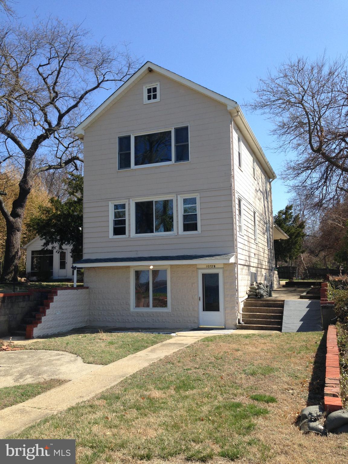 1072 RIVER BAY ROAD BASEMENT