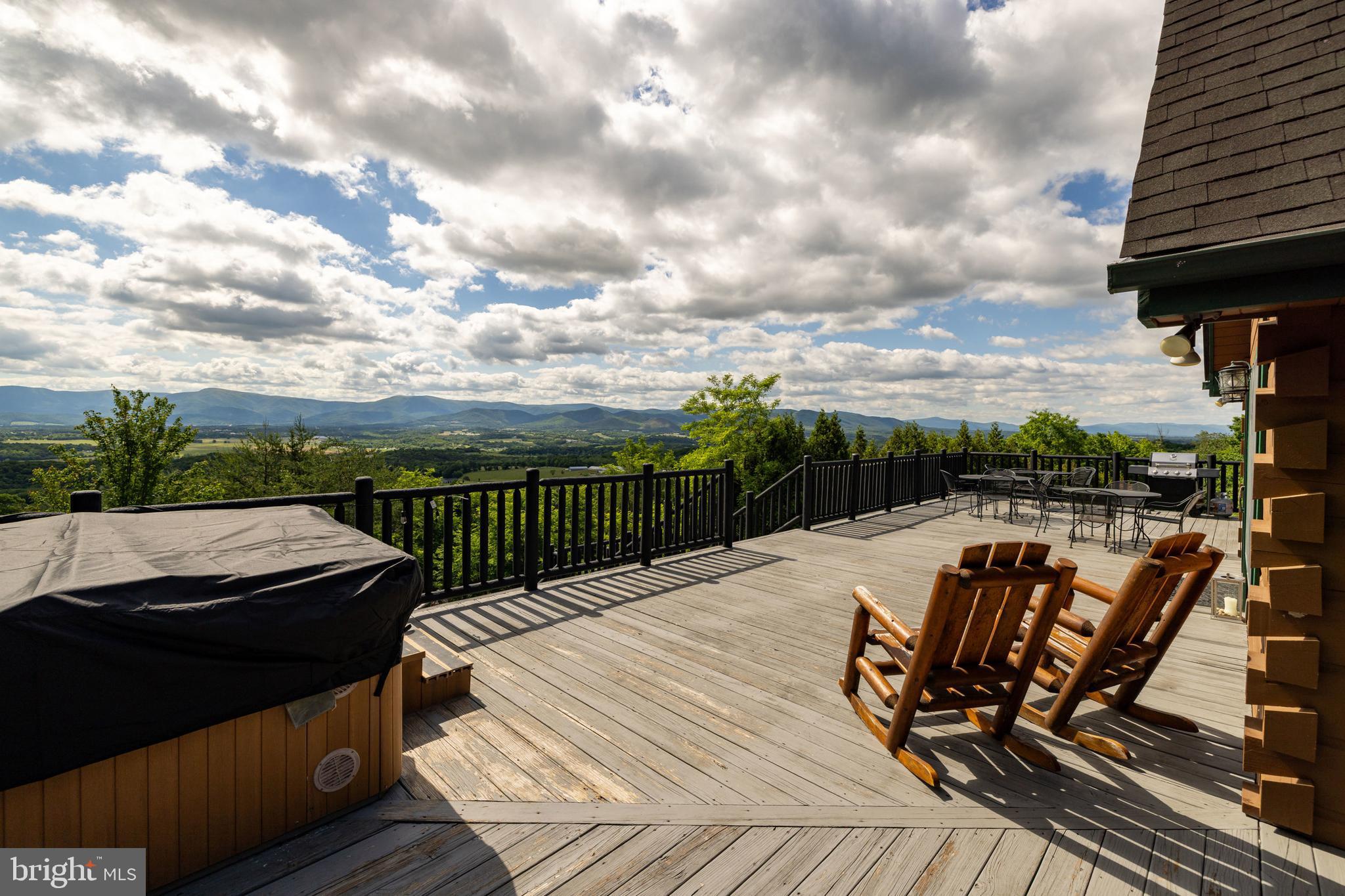 BATTLE CREEK FOREST - Residential