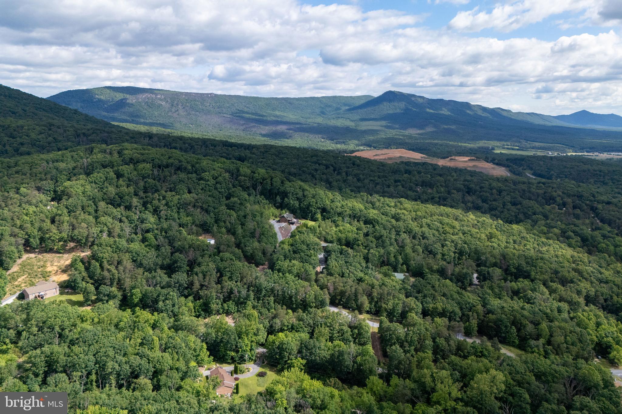 BATTLE CREEK FOREST - Residential