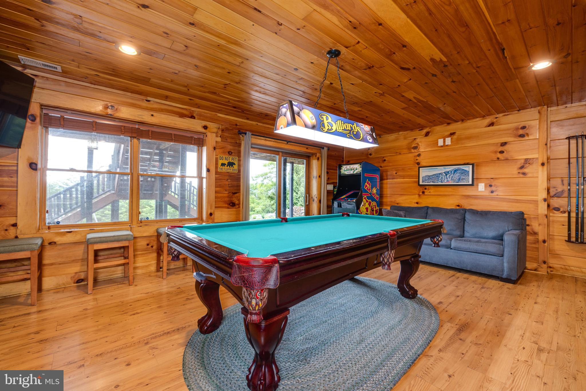 BATTLE CREEK FOREST - Residential