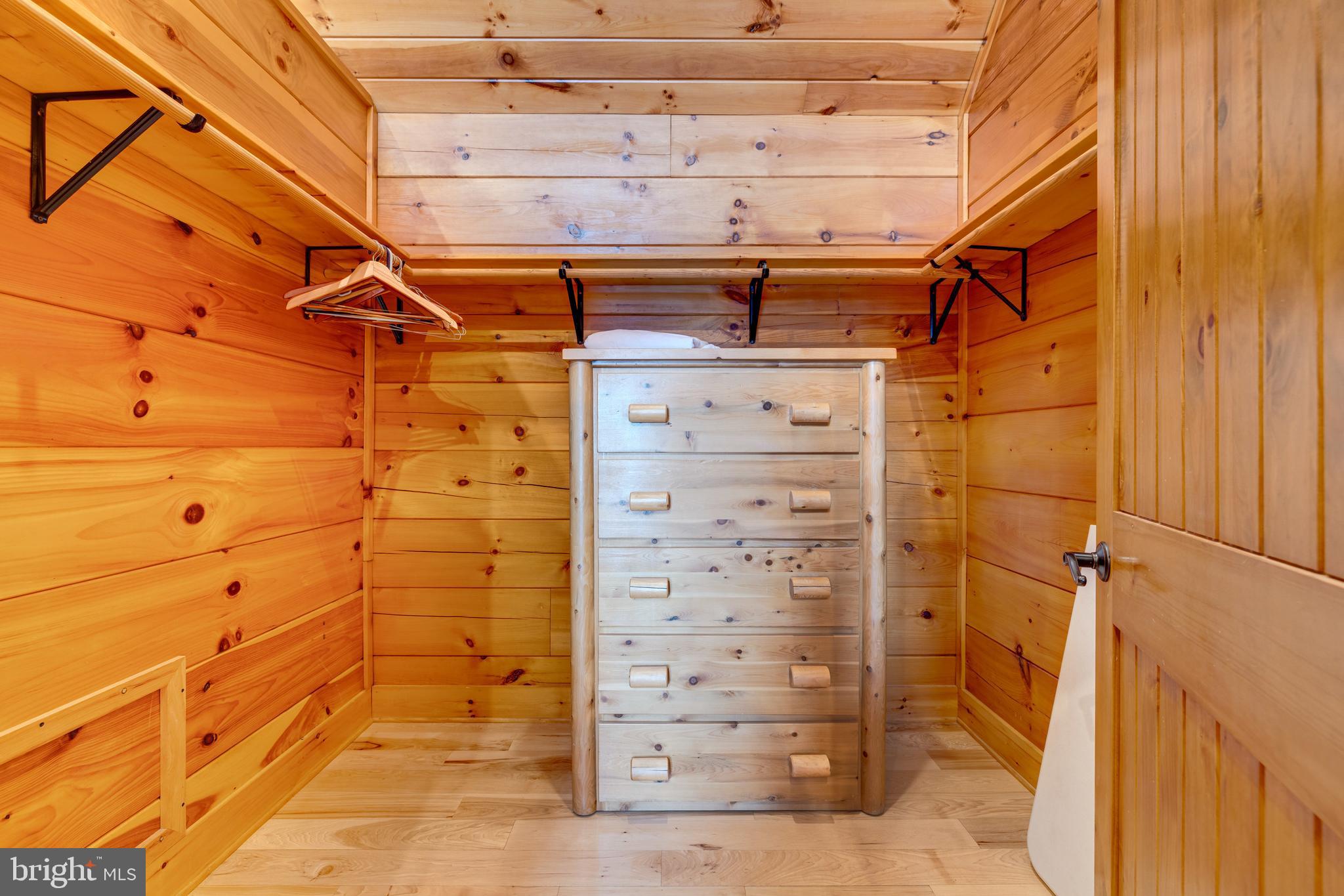 BATTLE CREEK FOREST - Residential