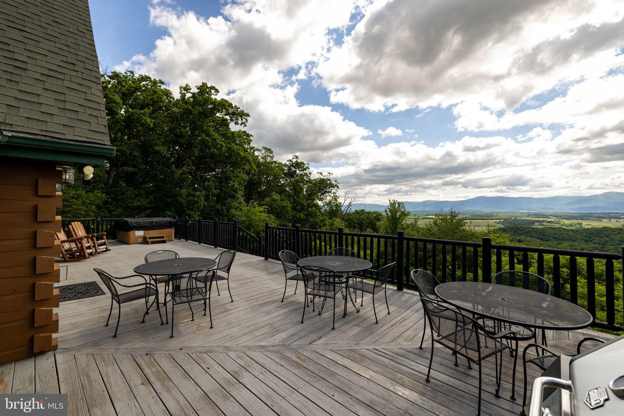 BATTLE CREEK FOREST - Residential
