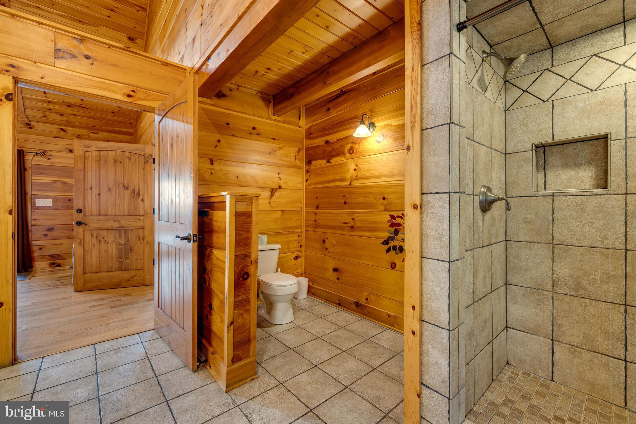 BATTLE CREEK FOREST - Residential