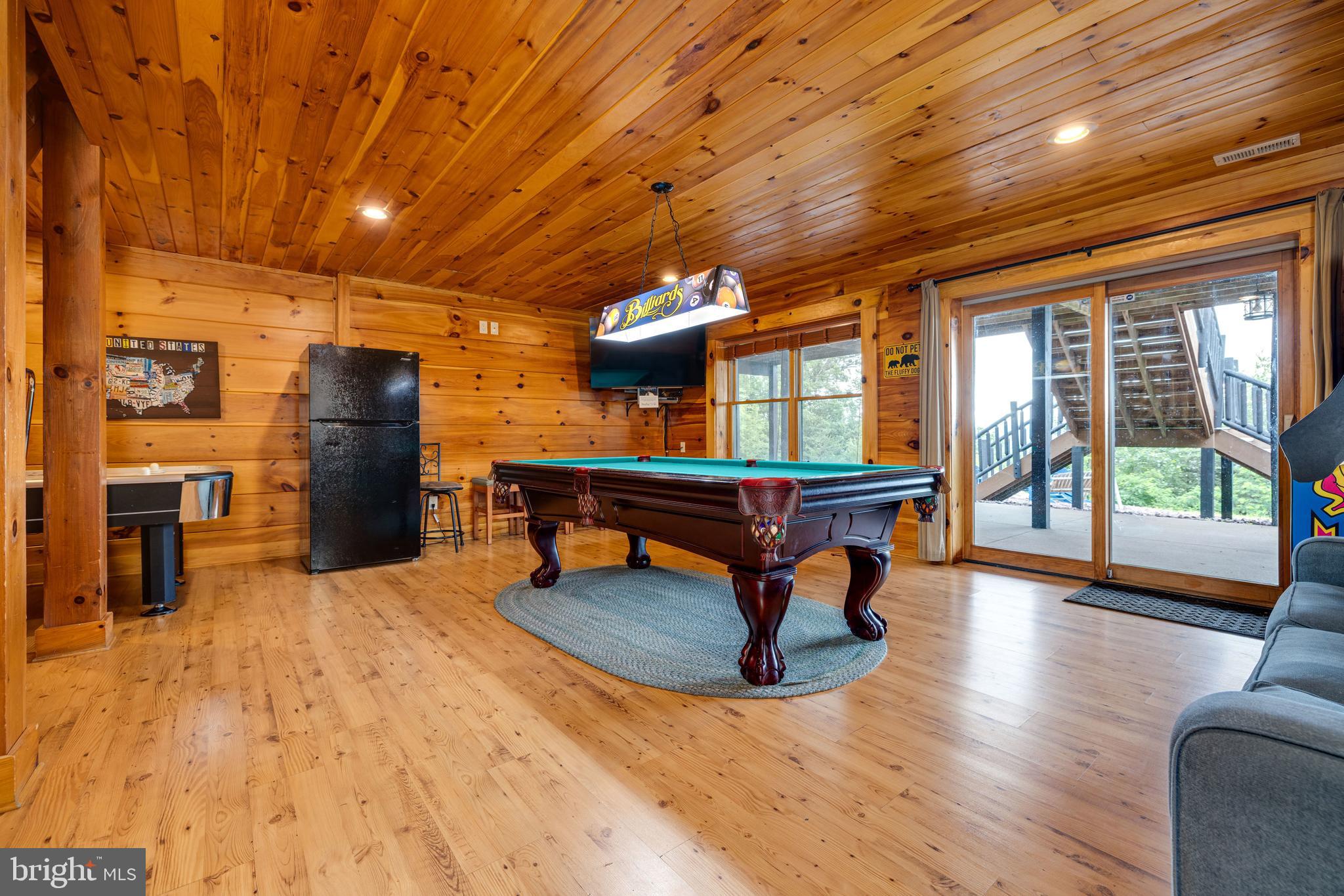 BATTLE CREEK FOREST - Residential