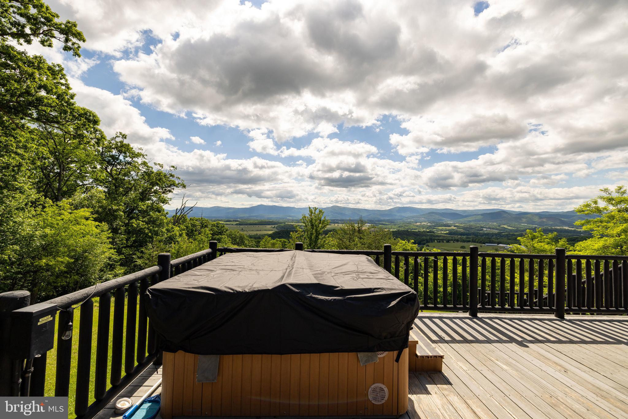 BATTLE CREEK FOREST - Residential