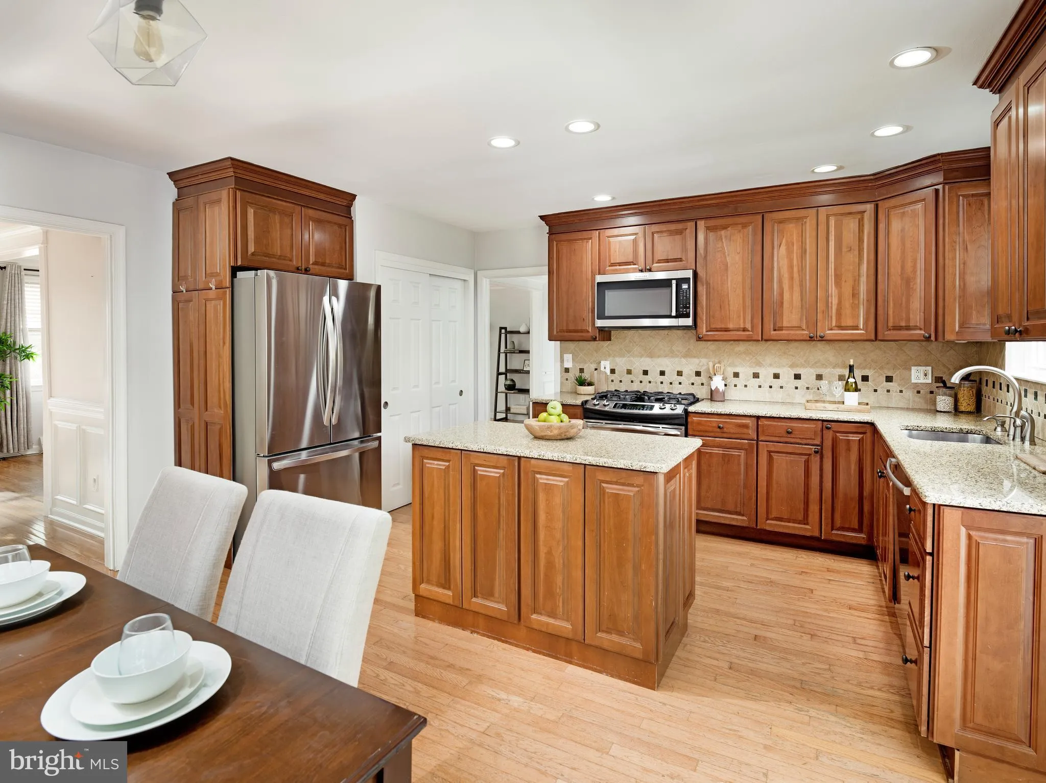 Wayne, Pennsylvania 19087, United States, 4 Bedrooms Bedrooms, ,3 BathroomsBathrooms,Residential,Active,240453