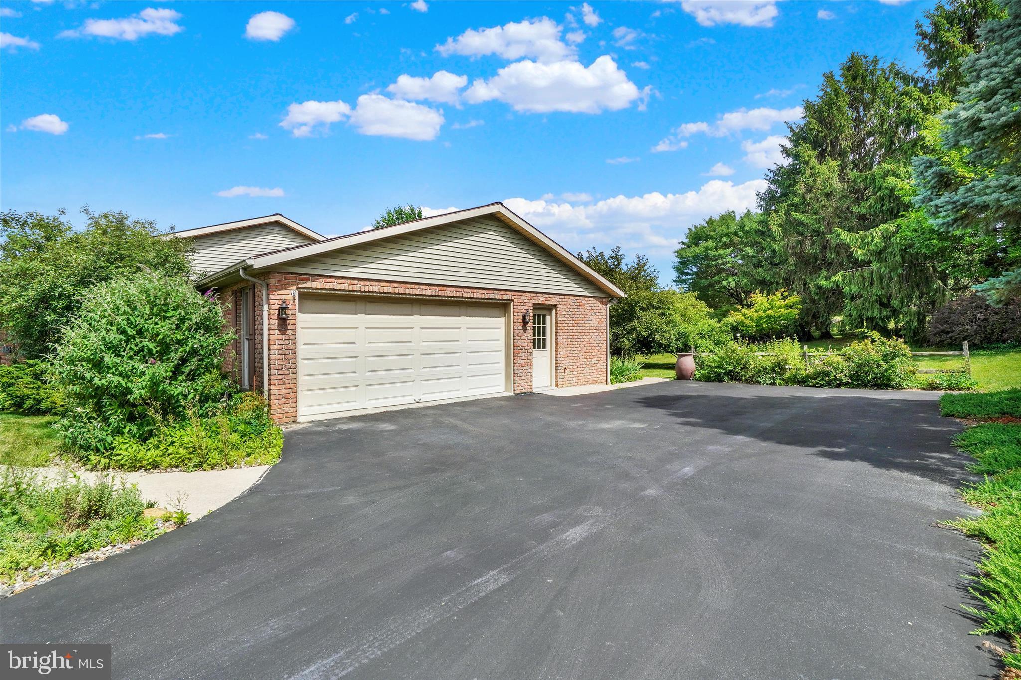 3558 CIMMERON ROAD