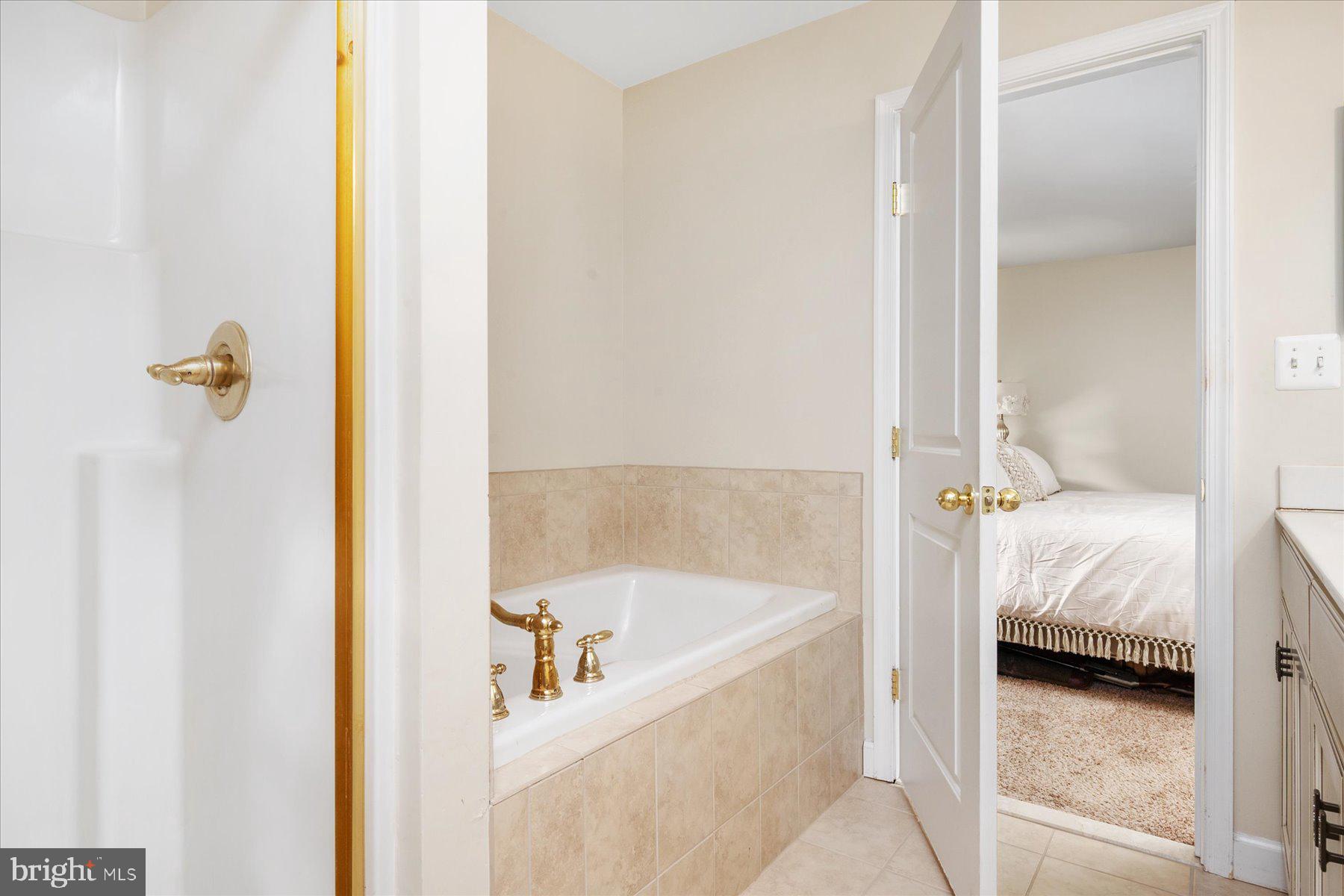 CYPRESS CREEK - Residential