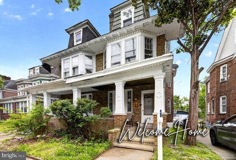 Townhouse For Sale - 53 Sanhican Dr<br/> TRENTON, NJ 08618