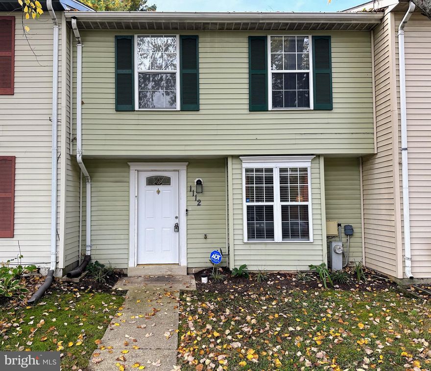 ***MULTIPLE OFFERS RECEIVED. THE SELLER HAS REQUESTED THAT FINAL OFFERS BE SUBMITTED BY SUNDAY SEPT. 8TH AT 8 PM*** A lovely townhome located in Ridgeview Estates. Features three spacious bedrooms, first floor powder room, eat-in kitchen, in-unit laundry, and assigned parking. The kitchen overlooks a fenced all brick yard, shed. and neighborhood park. ***NEW ROOF INSTALLED 08/2024.*** Centrally located to schools, shopping (Walmart and Bowie Town Center are within five minutes), and major highways (214, 301, 50, and 495).