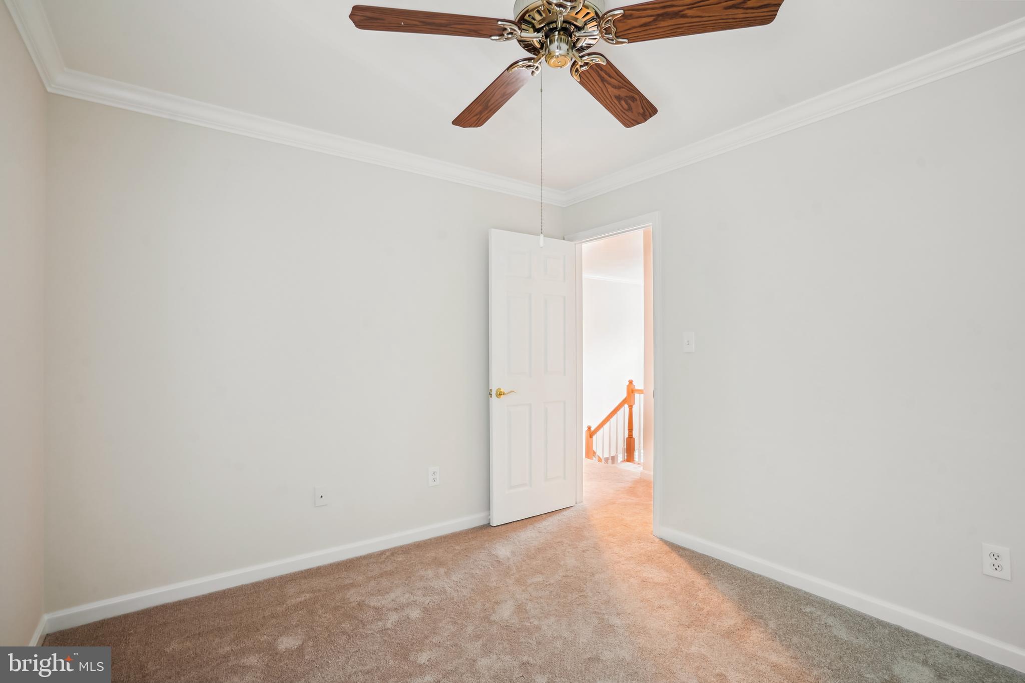 CROSSPOINTE - Residential