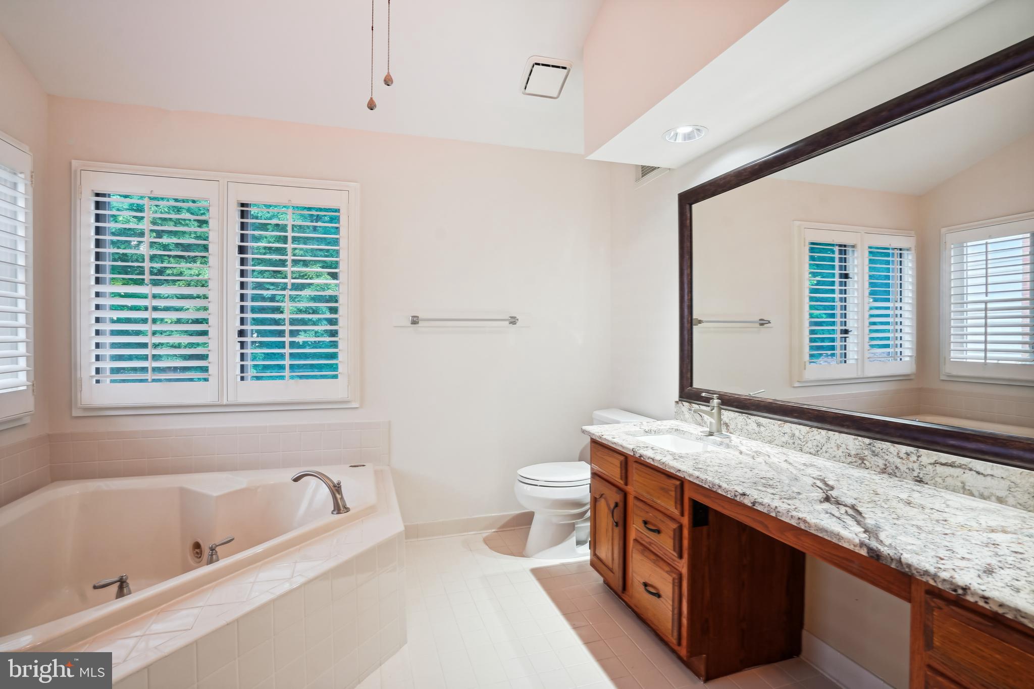 CROSSPOINTE - Residential