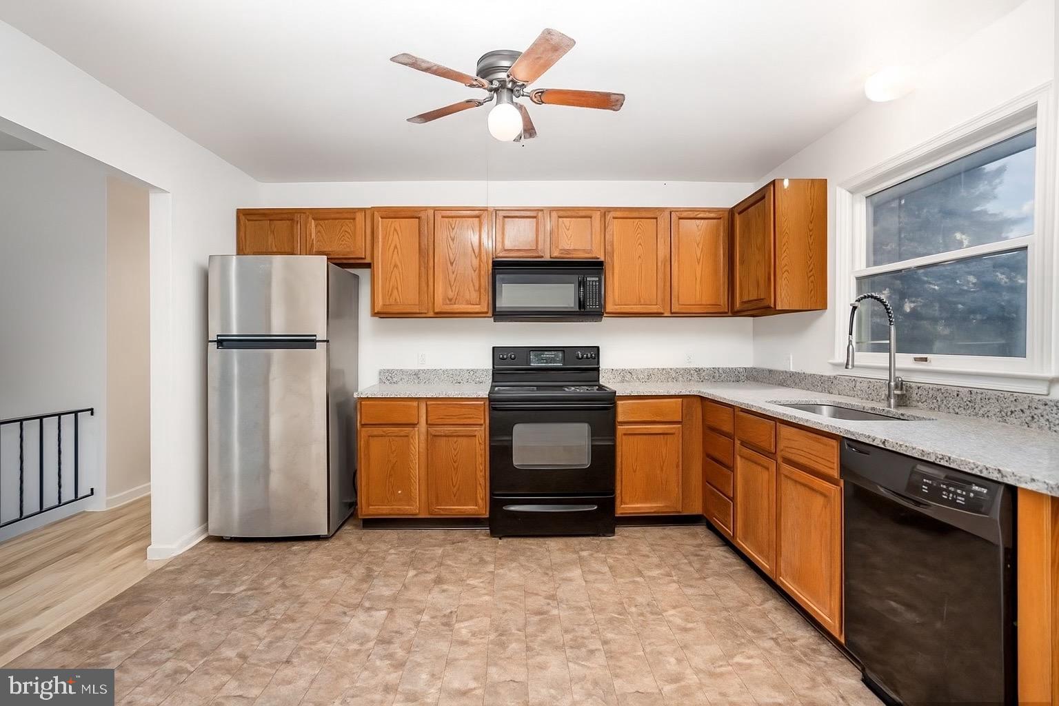 SHELLEYS RIVERVIEW - Residential