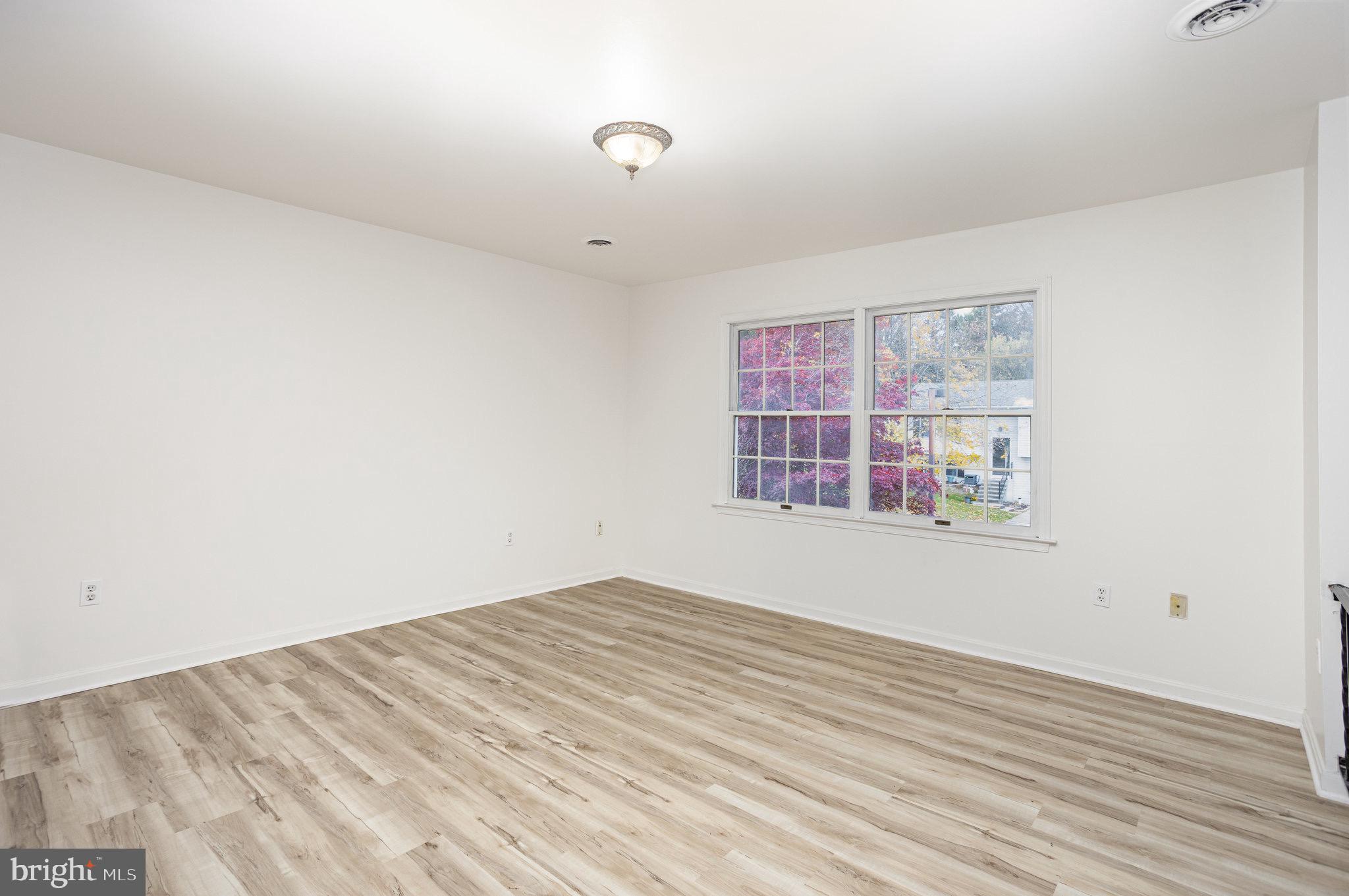 SHELLEYS RIVERVIEW - Residential