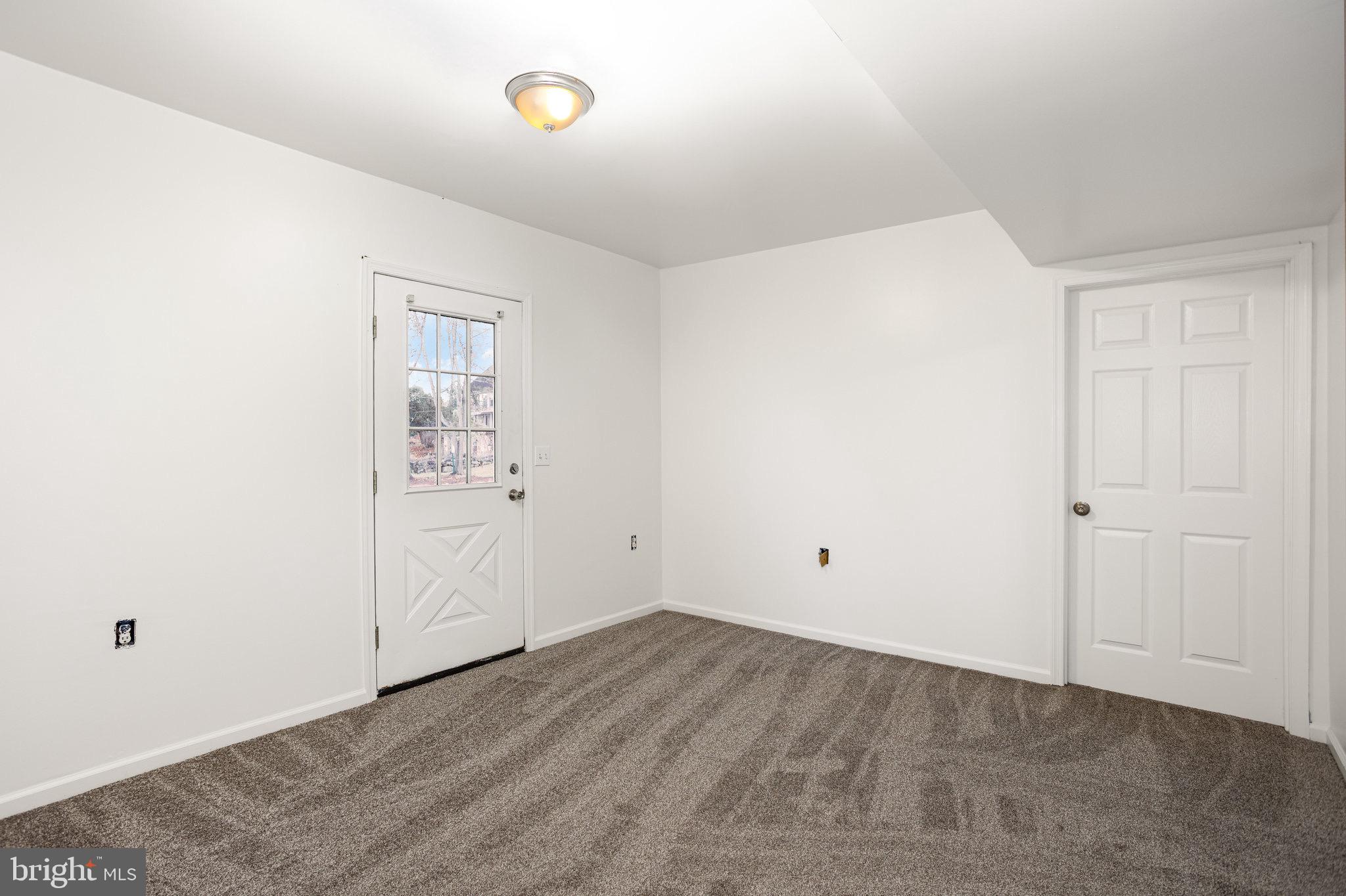 SHELLEYS RIVERVIEW - Residential