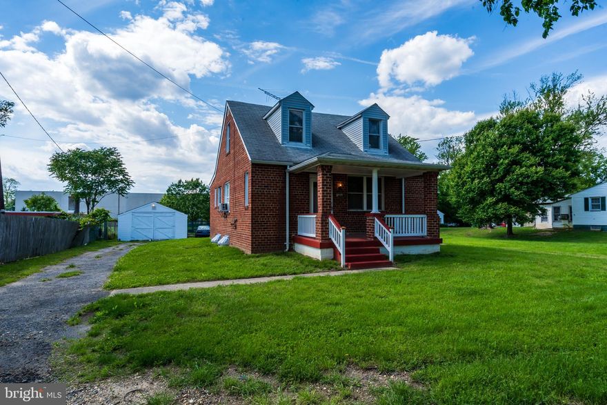 This move in ready 3 bedroom 1 bathroom home is waiting for its new owner to put their own finishing touches on it! A little sweat equity will turn this home into your perfect oasis! With a large outdoor space and front porch perfect for summertime, this cozy home has a lot to offer! 5 minutes away from 495 and a 15-minute drive to Andrews Air Force Base this home is perfectly situated for a daily commuter and a 5-minute drive to Shoppers, JCPenney's, Target and Pen Mar Shopping Center means all of the amenities you need are close by! Turn this adorable bungalow into your dream home!