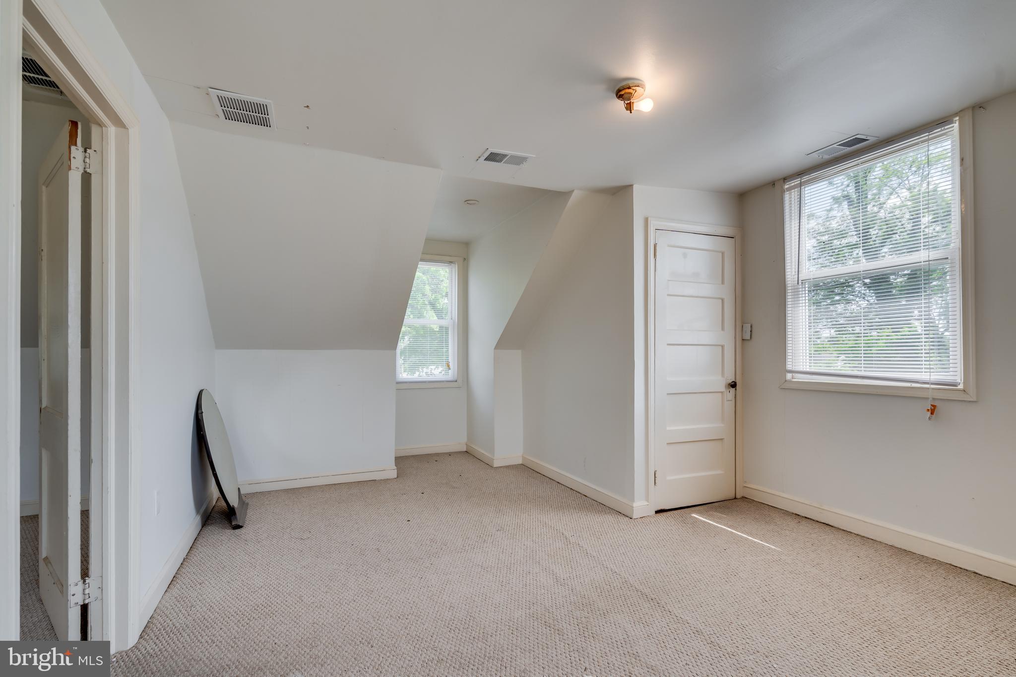 DISTRICT HEIGHTS - Residential