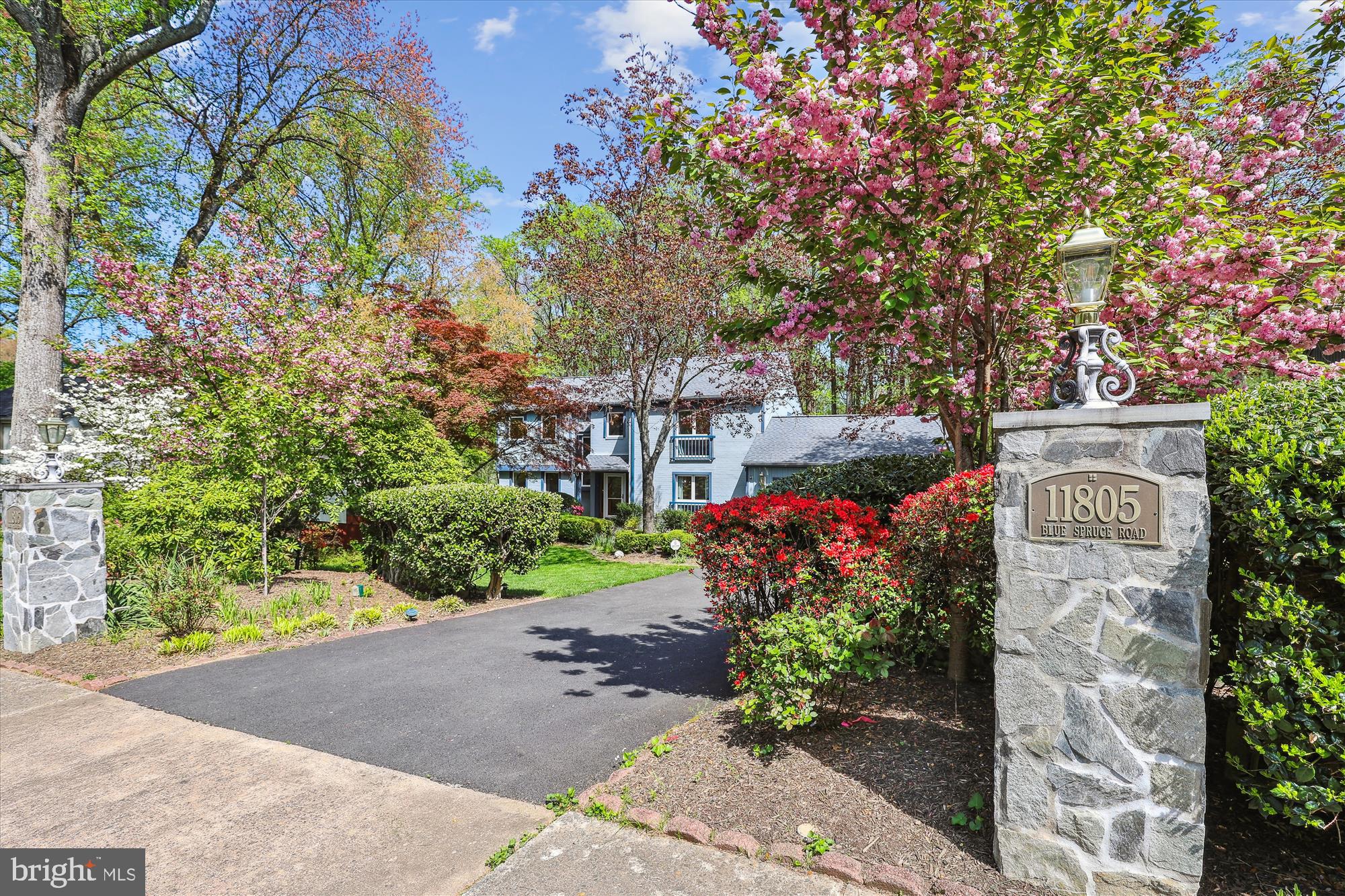 FOX MILL WOODS - Residential