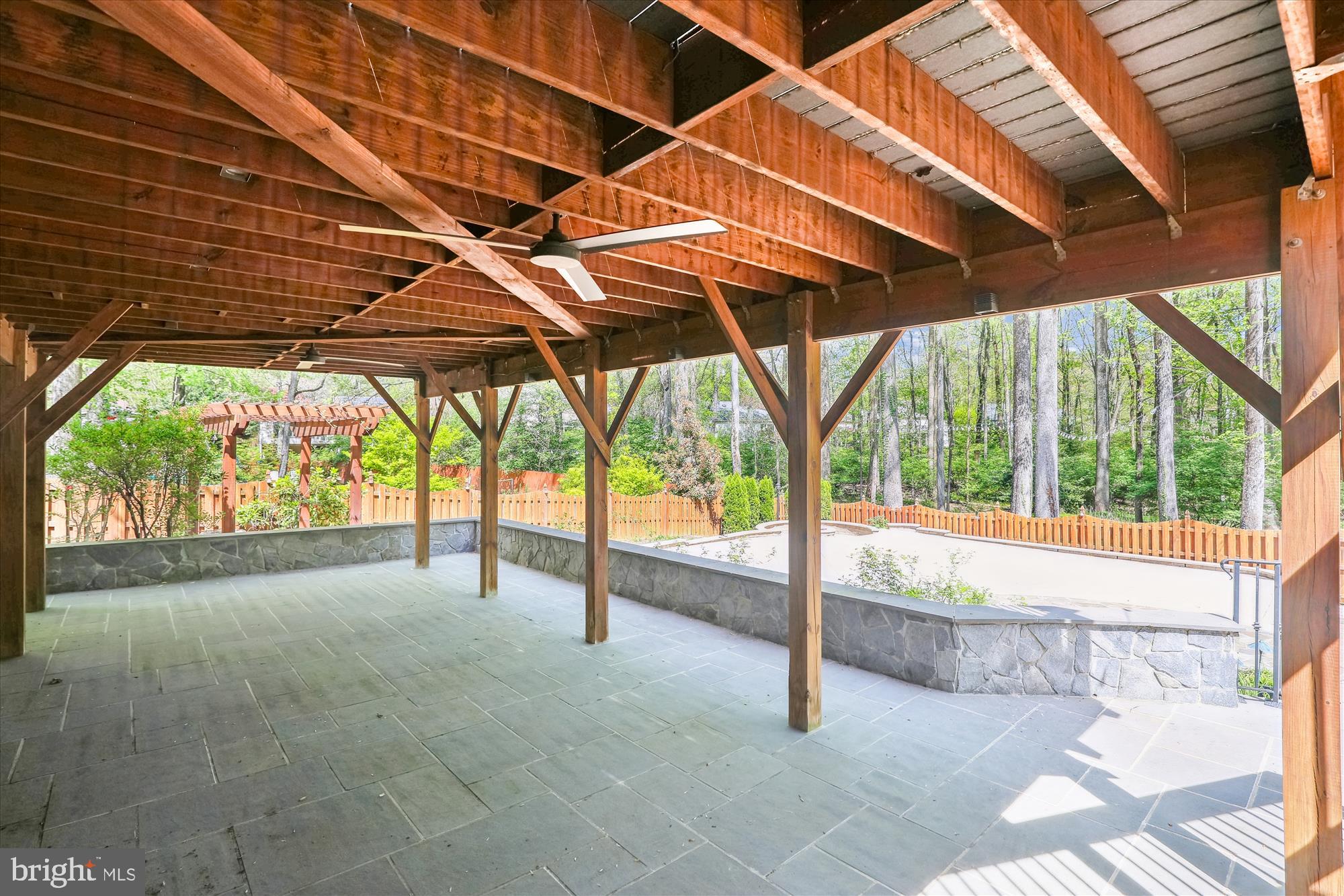 FOX MILL WOODS - Residential