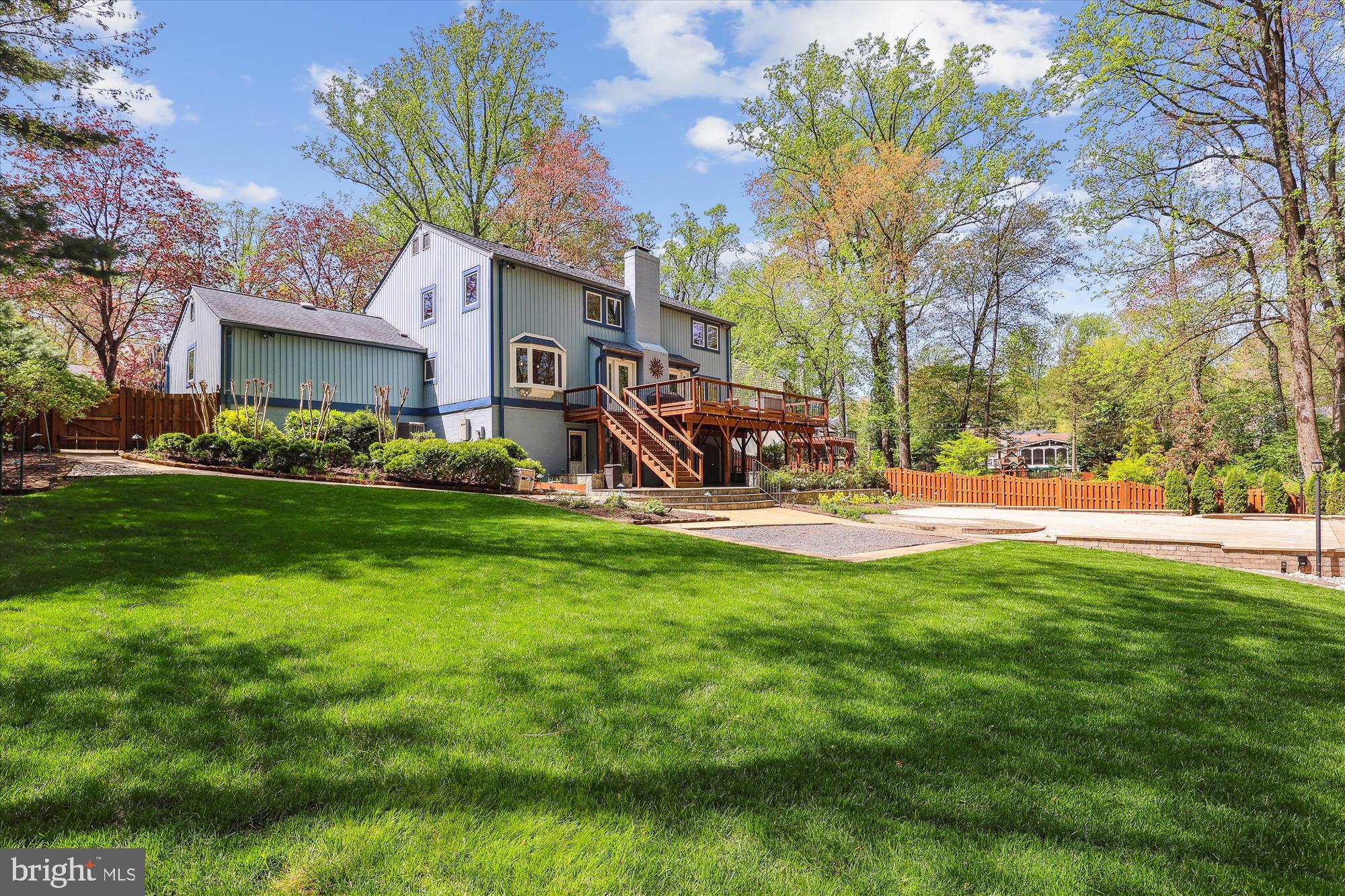 FOX MILL WOODS - Residential