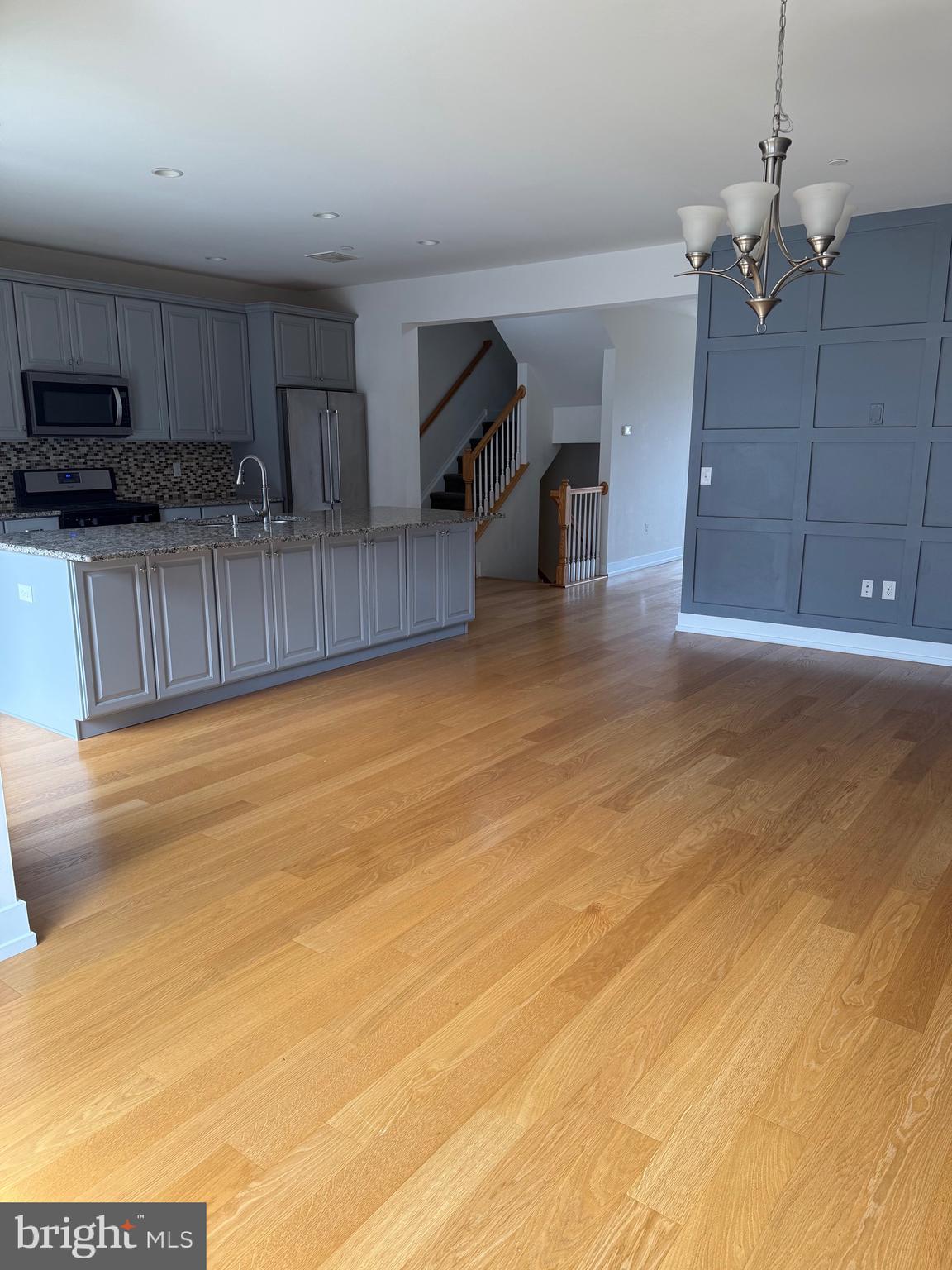 BROWNSTONES AT VF - Residential Lease