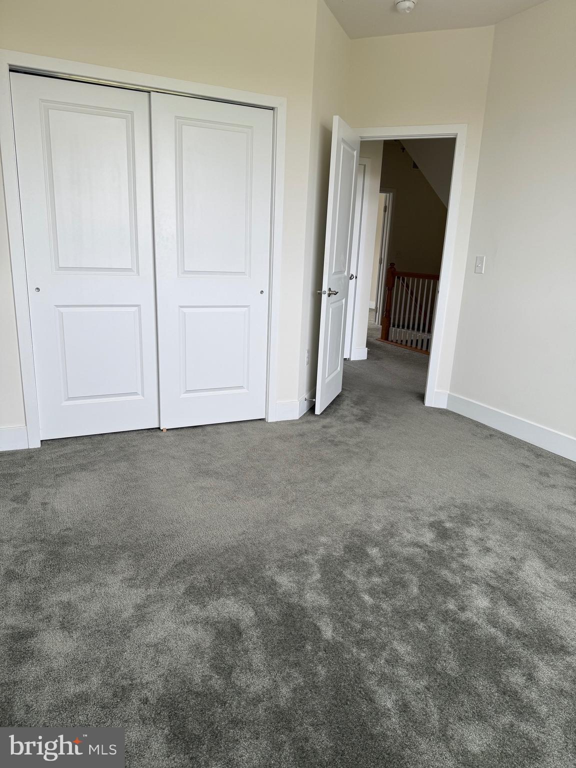 BROWNSTONES AT VF - Residential Lease