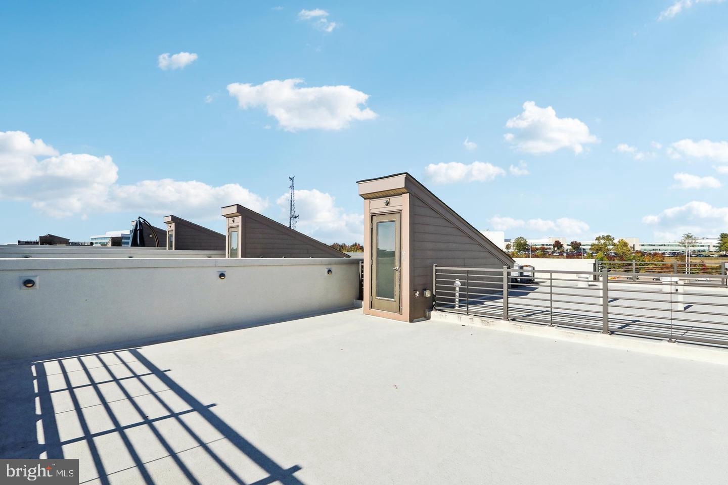 BROWNSTONES AT VF - Residential Lease