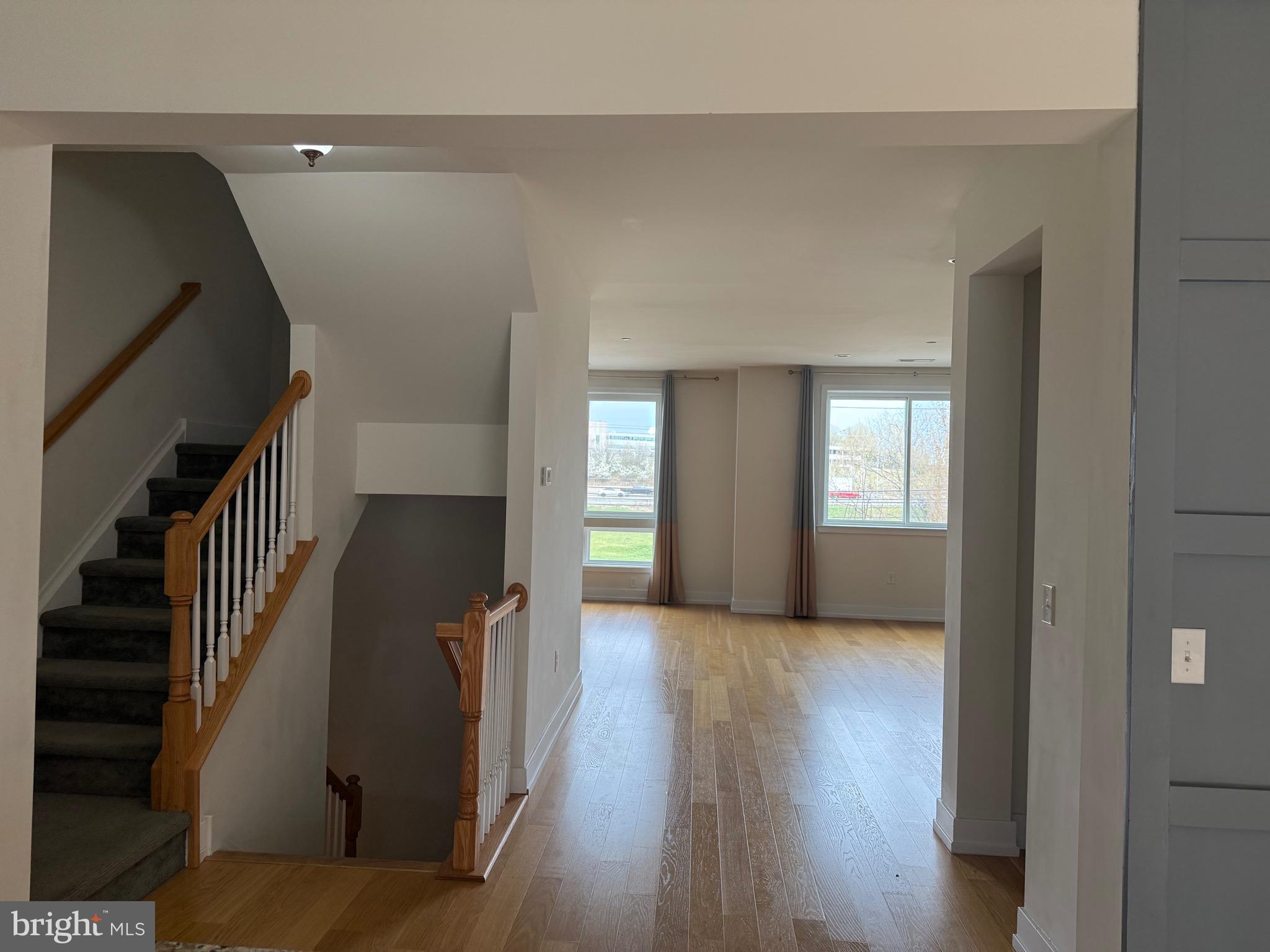 BROWNSTONES AT VF - Residential Lease