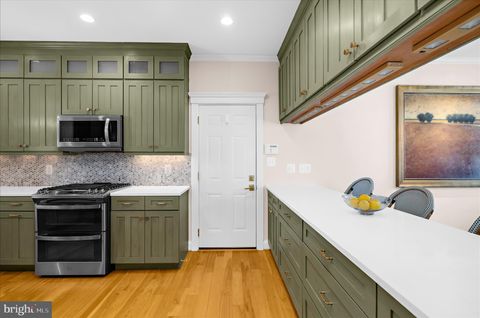 Tiny photo for 302 Annapolis Street, ANNAPOLIS, MD 21401 (MLS # MDAA2139942)