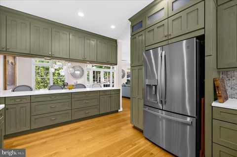 Tiny photo for 302 Annapolis Street, ANNAPOLIS, MD 21401 (MLS # MDAA2139942)
