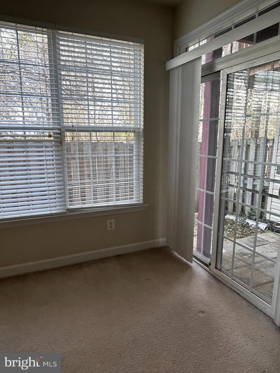 HUNTLEY MEADOWS - Residential Lease