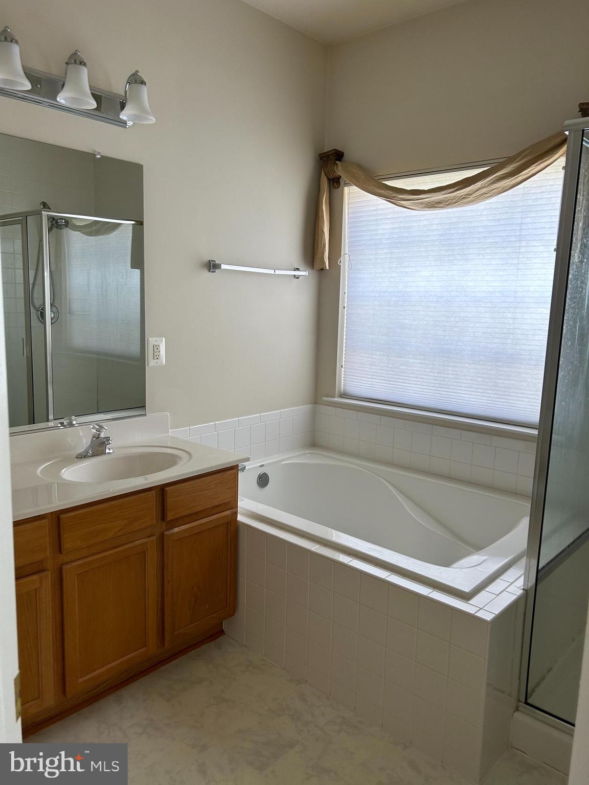 HUNTLEY MEADOWS - Residential Lease