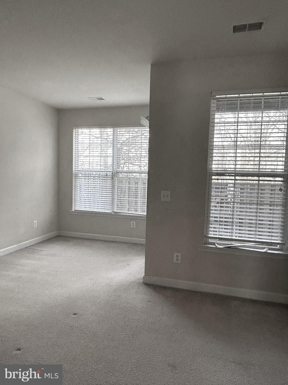 HUNTLEY MEADOWS - Residential Lease