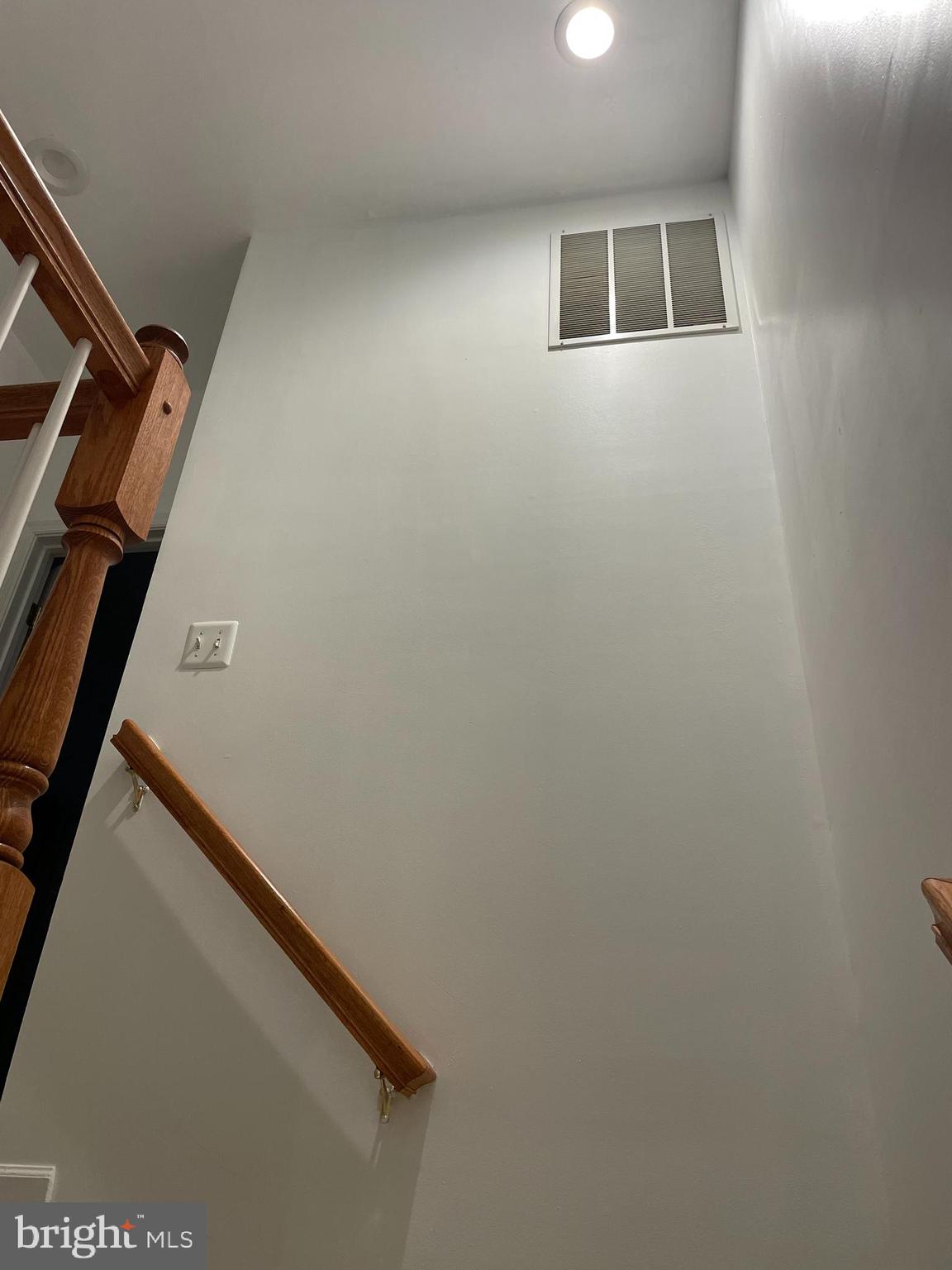 HUNTLEY MEADOWS - Residential Lease