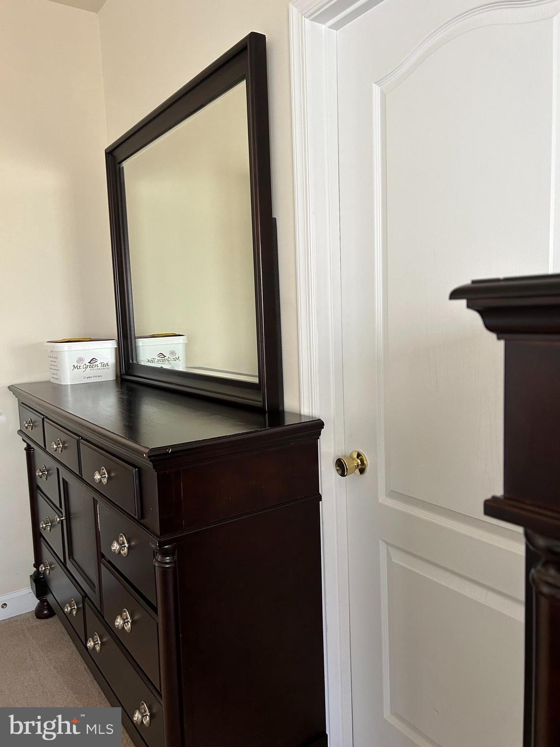 HUNTLEY MEADOWS - Residential Lease