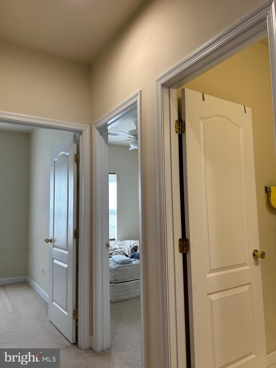 HUNTLEY MEADOWS - Residential Lease