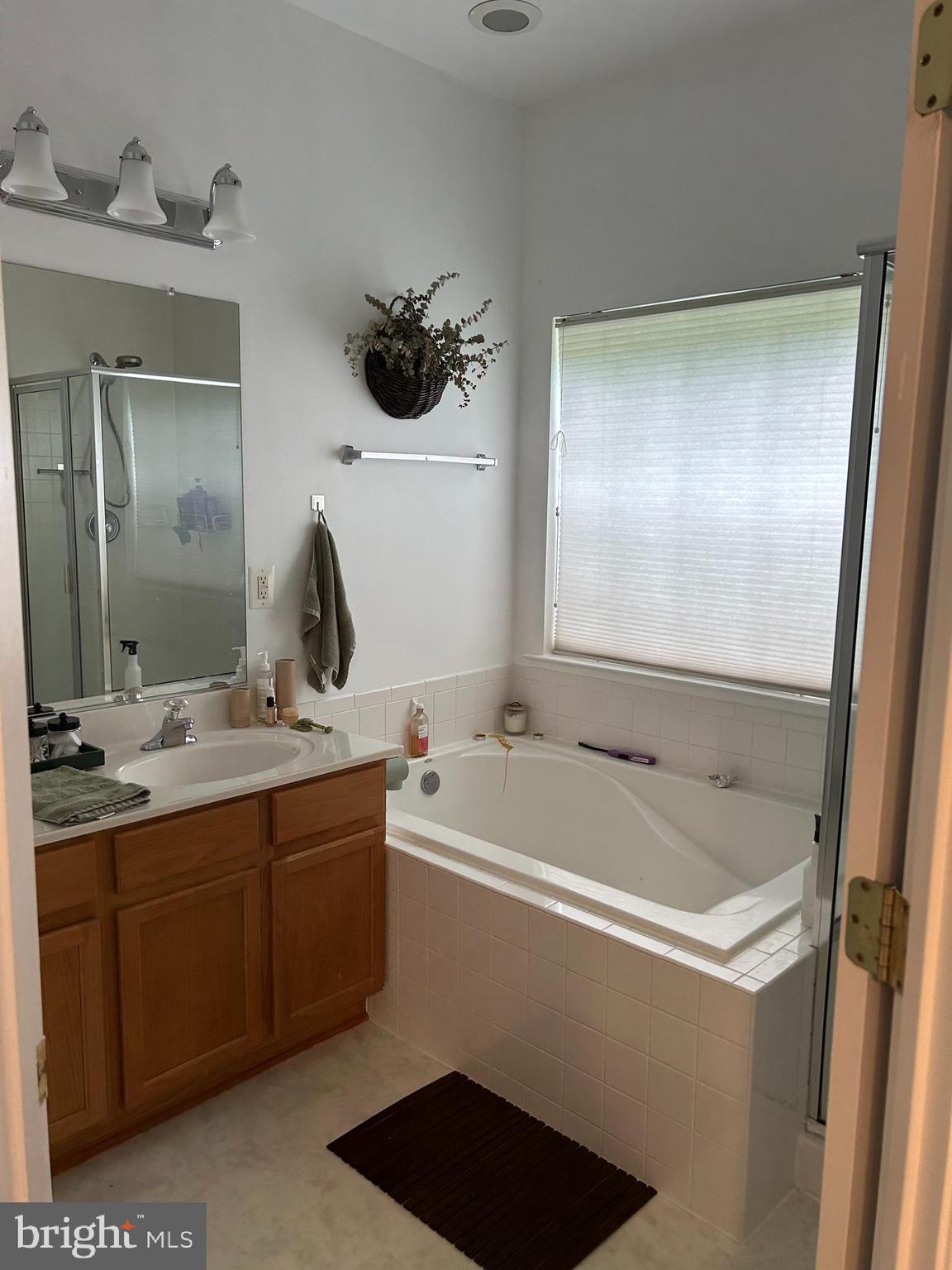 HUNTLEY MEADOWS - Residential Lease