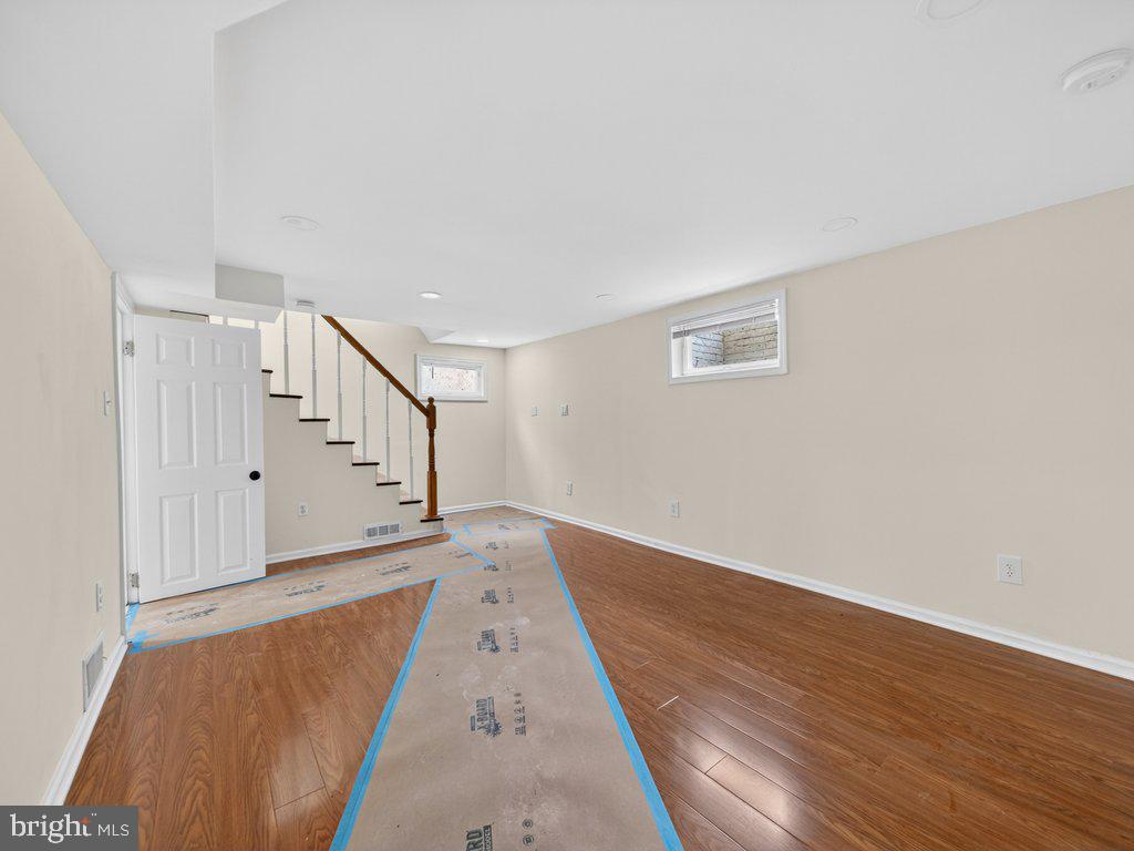 WOODMOOR - Residential