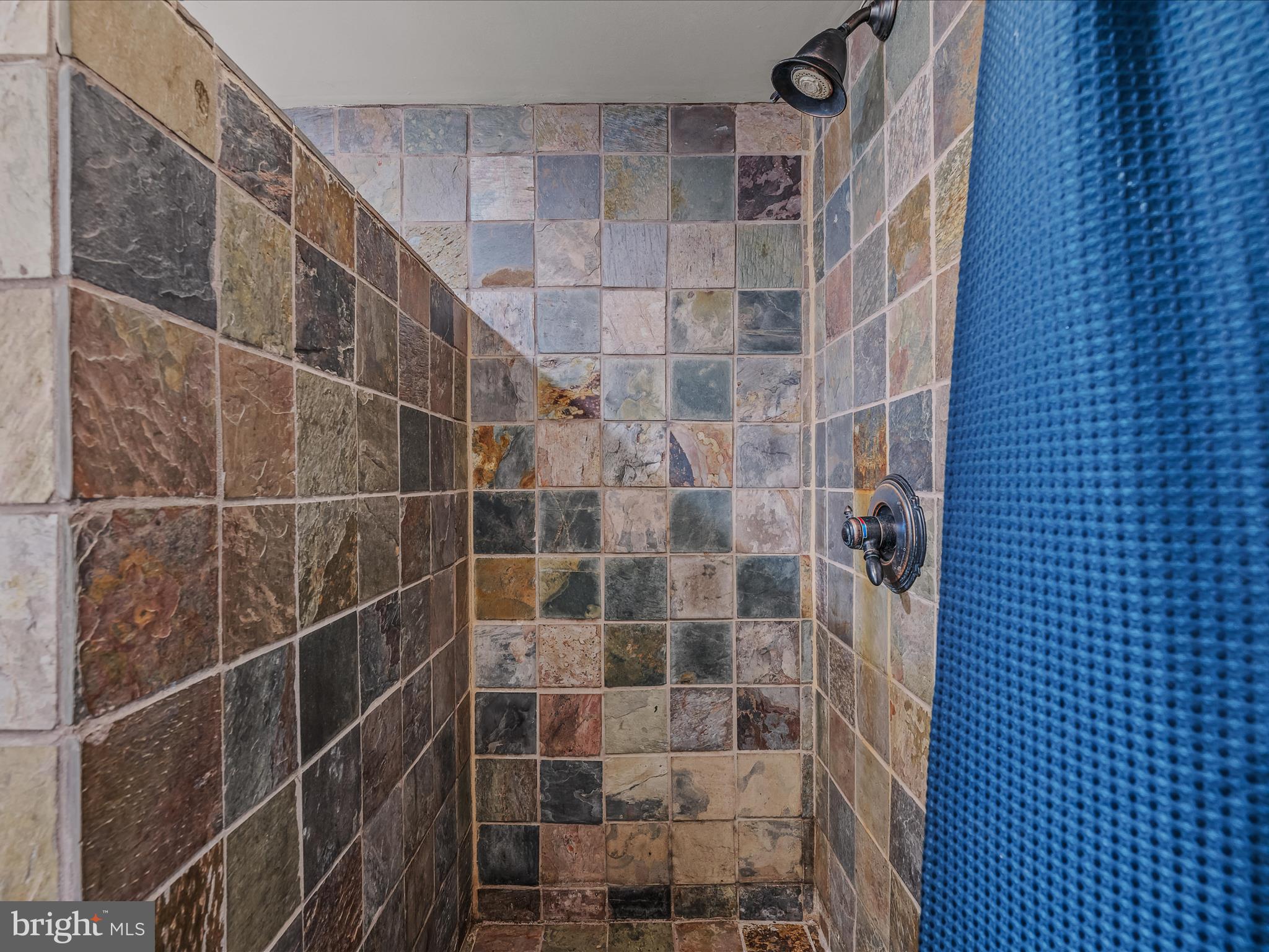 LORD FAIRFAX HEIGHTS - Residential