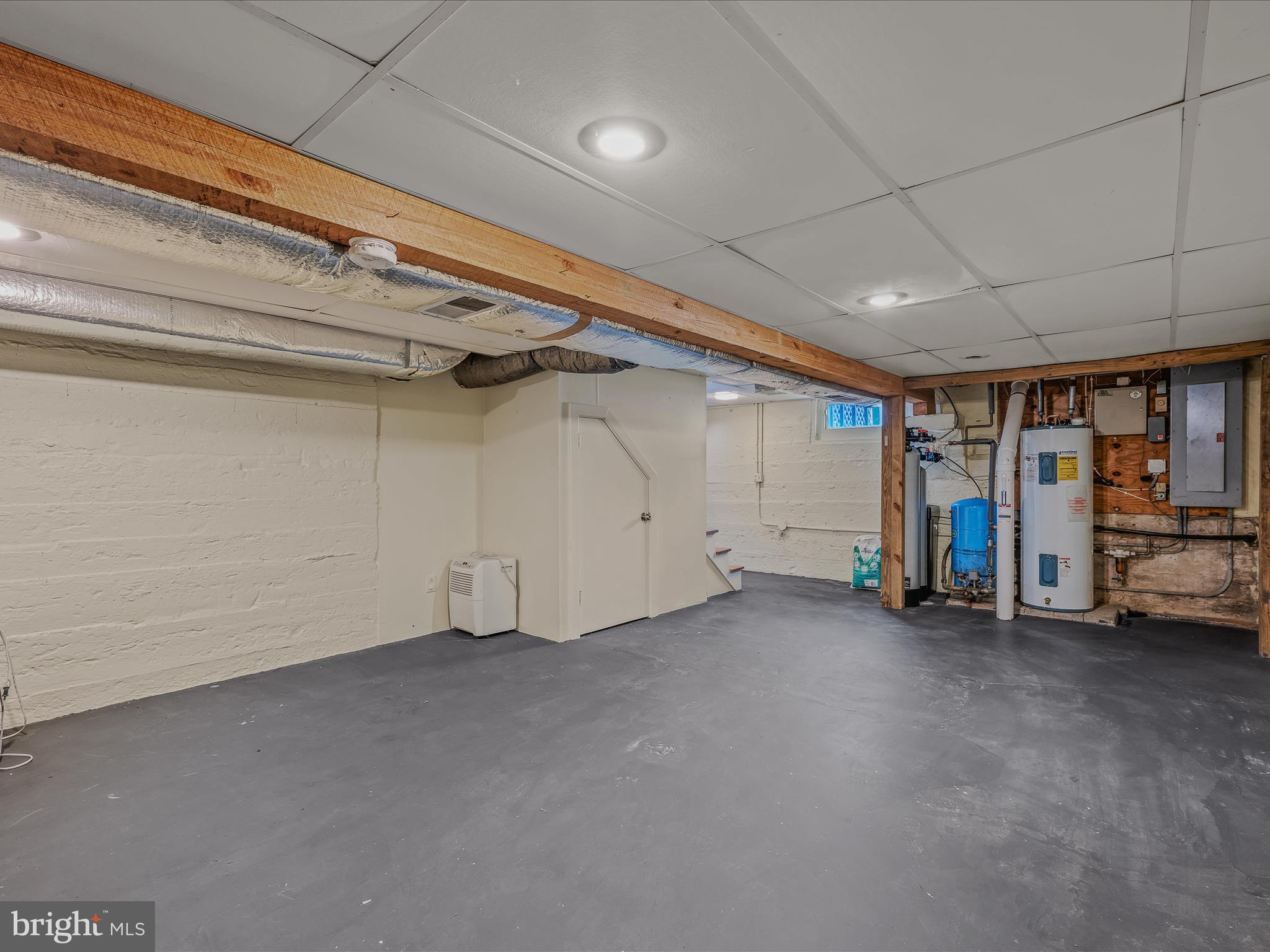 LORD FAIRFAX HEIGHTS - Residential