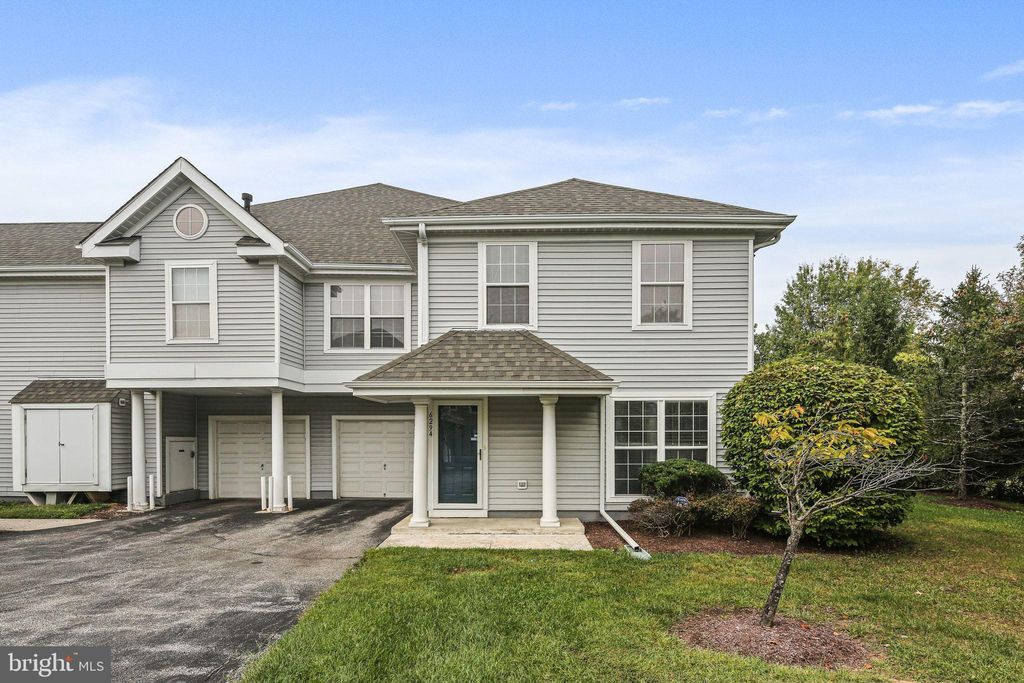 Photo of 6294 Wild Swan Way #104, COLUMBIA, MD 21045 (MLS # MDHW2060400)
