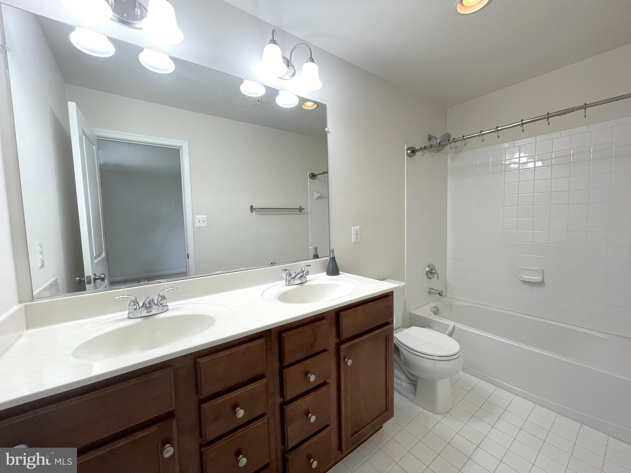 WILDEWOOD - Residential Lease