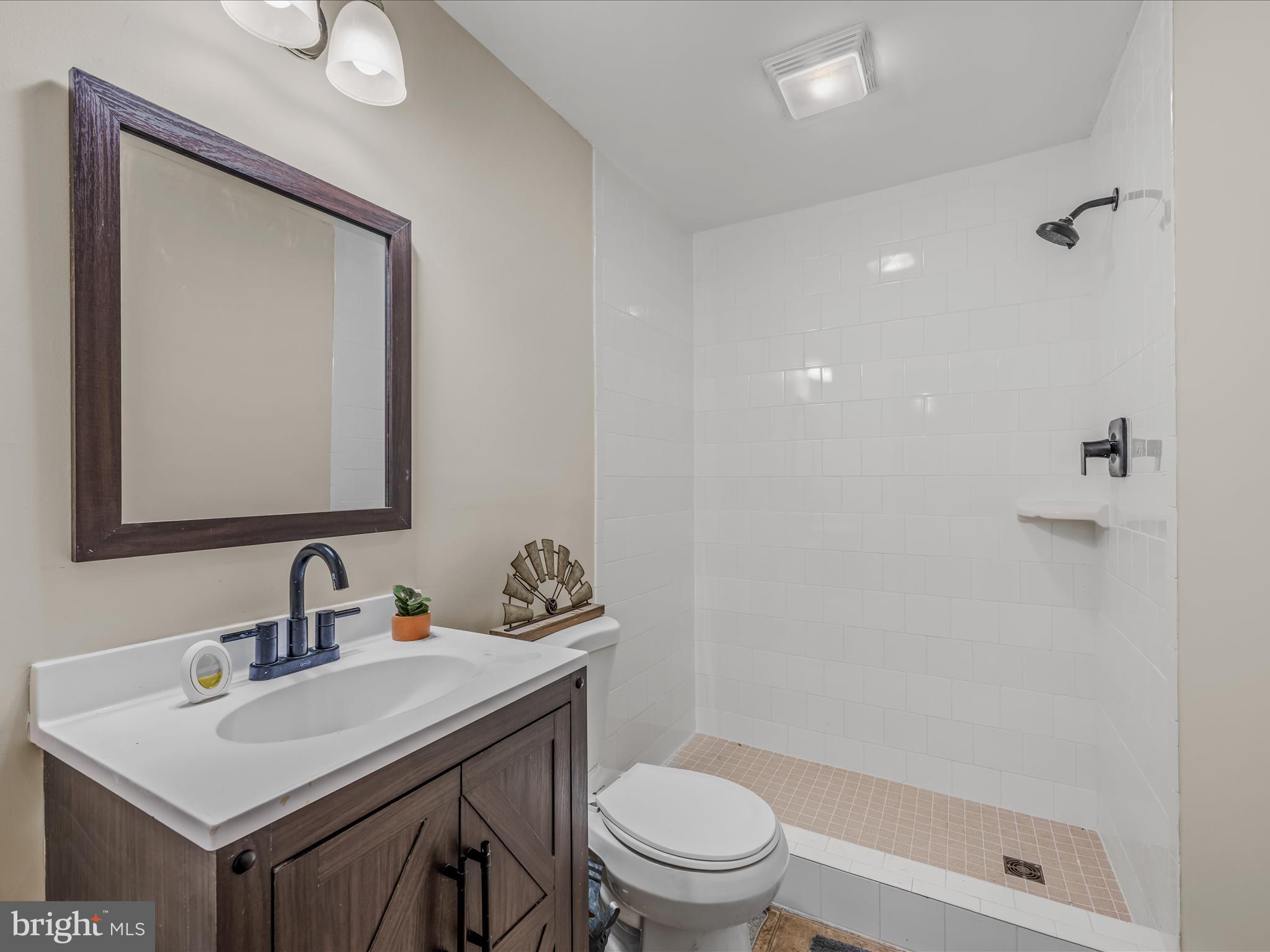 RIDGES OF TUSCARORA - Residential