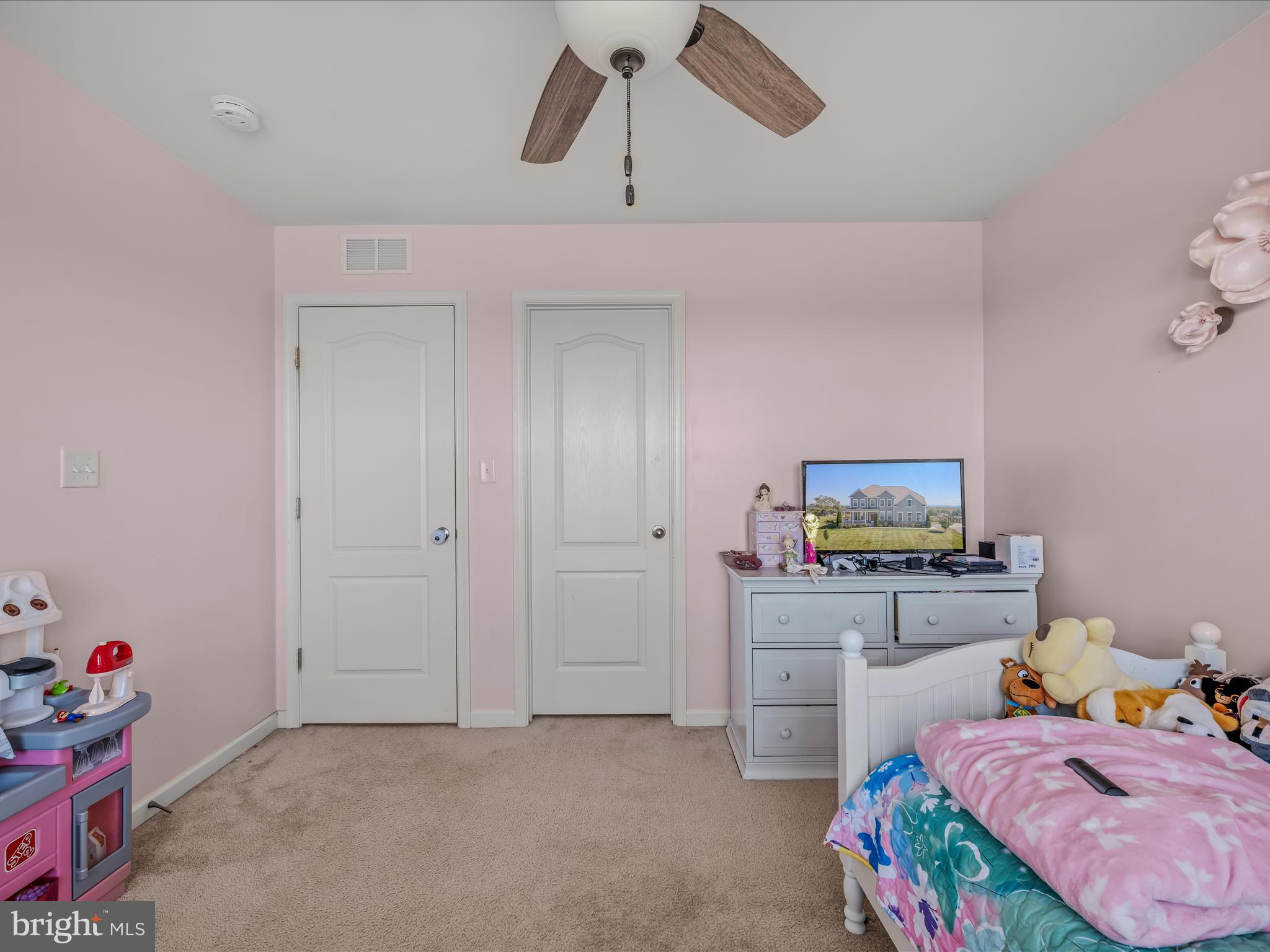 RIDGES OF TUSCARORA - Residential