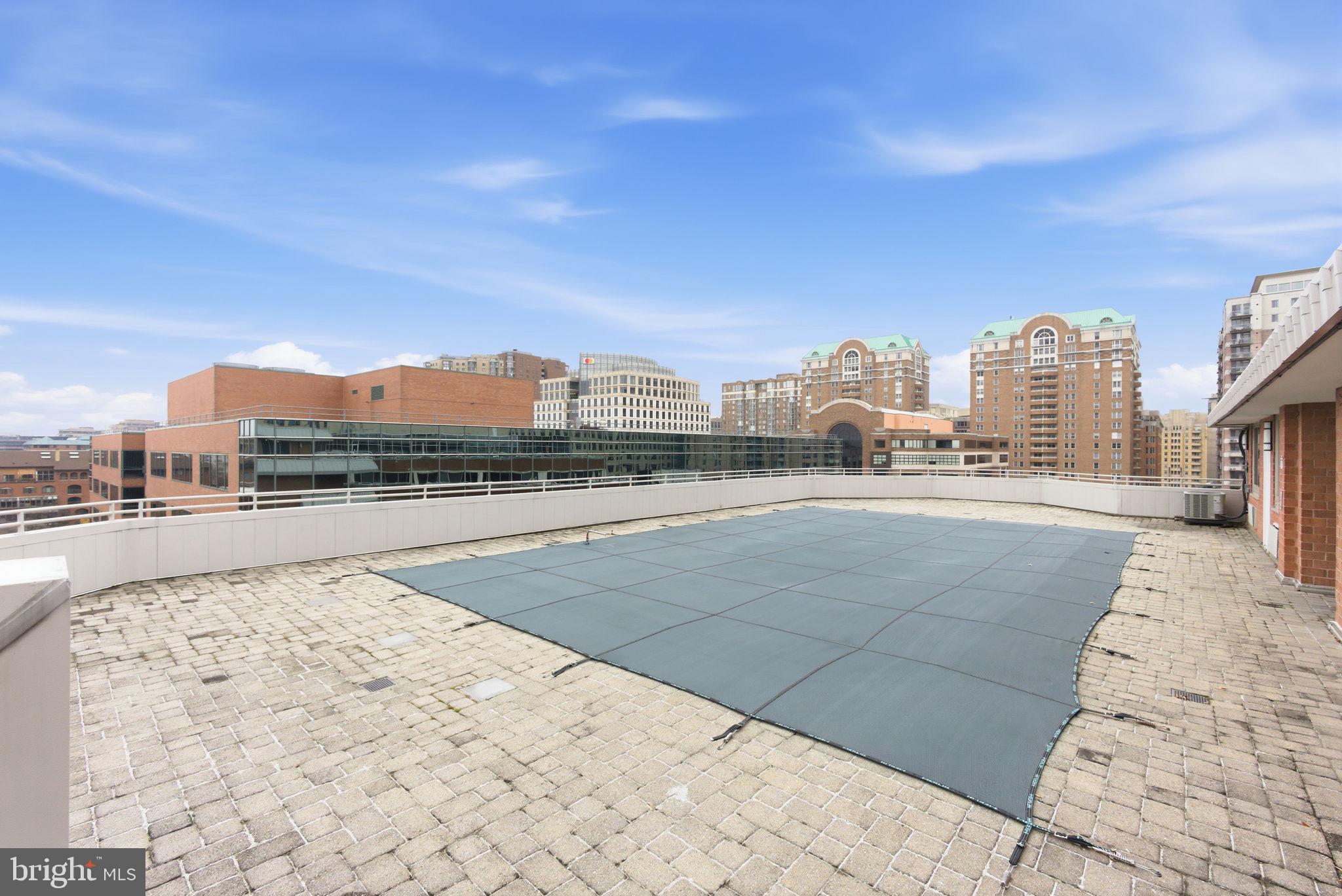 WESTVIEW AT BALLSTON METRO - Residential Lease