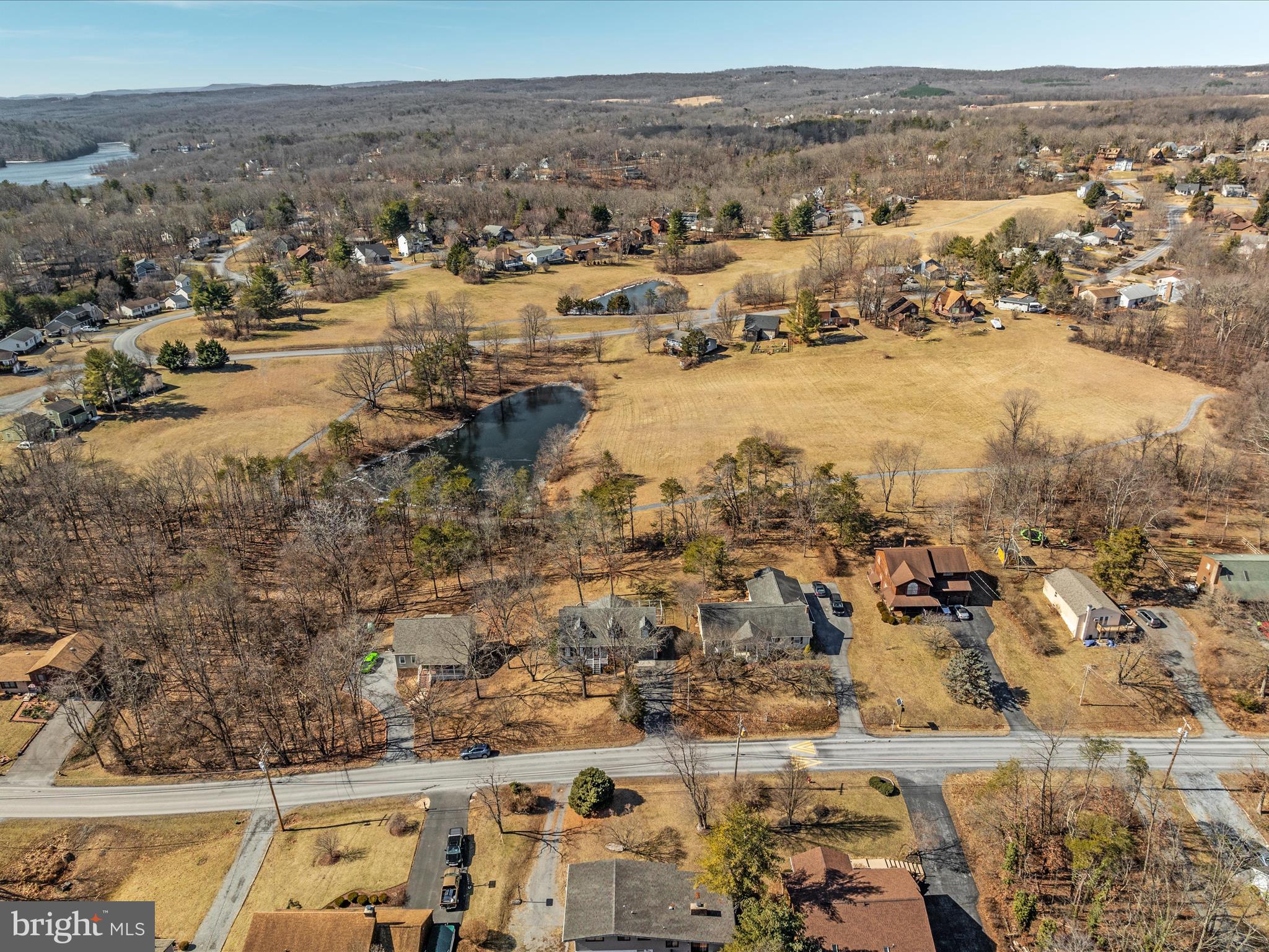 LAKE HOLIDAY ESTATES - Residential