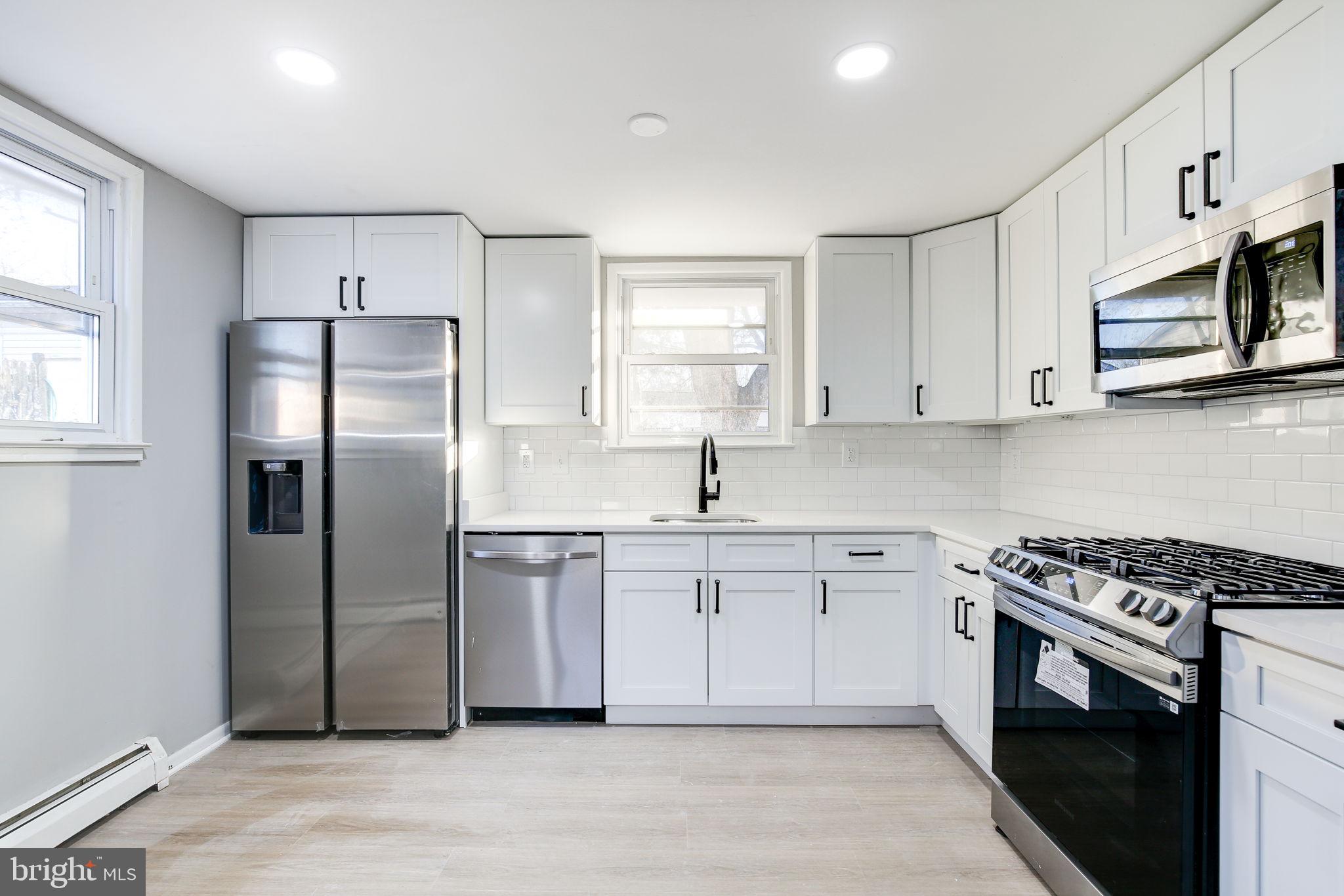 DALE CITY - Residential